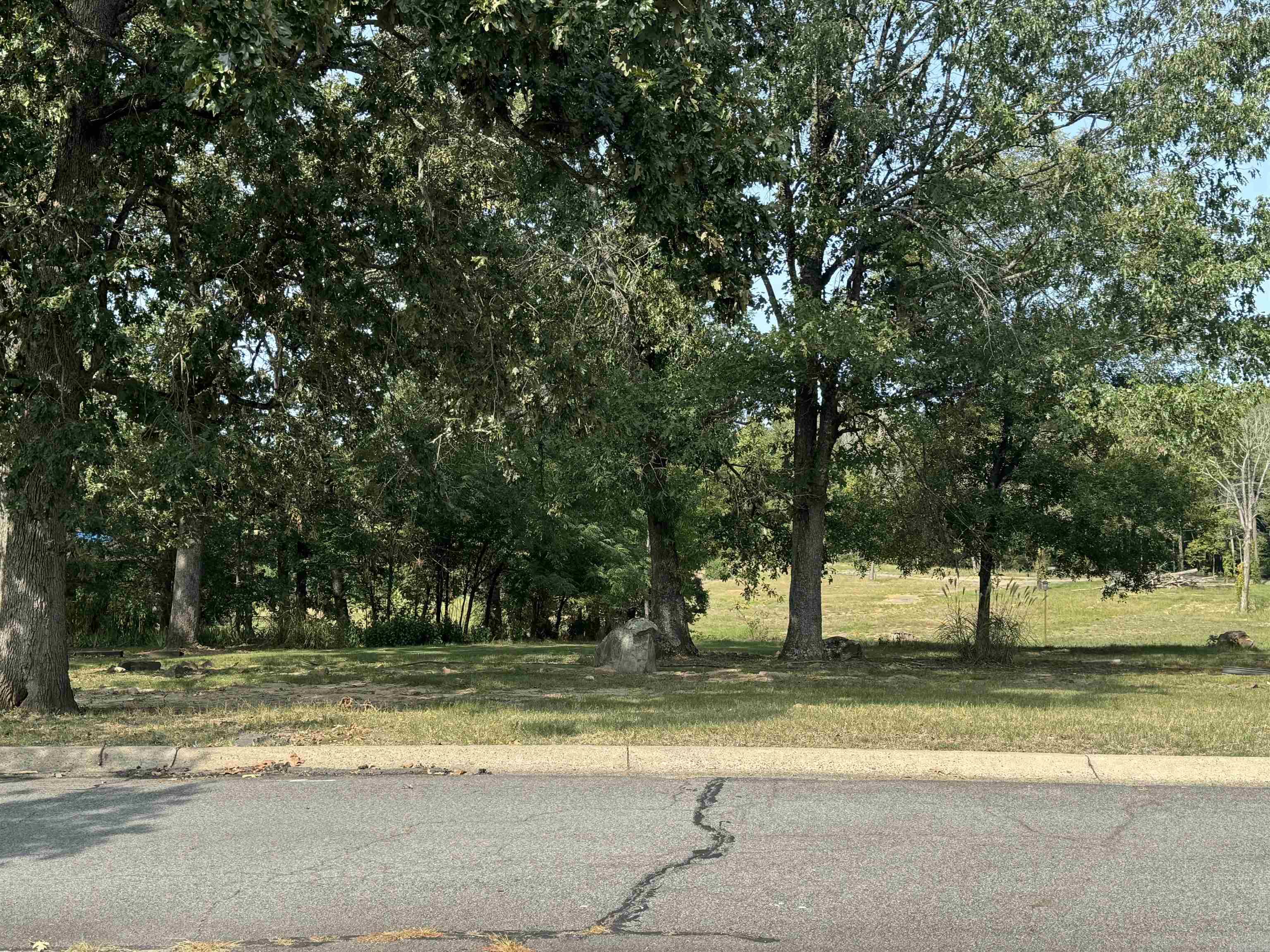 2  Tara Mount Dr  Jacksonville, AR