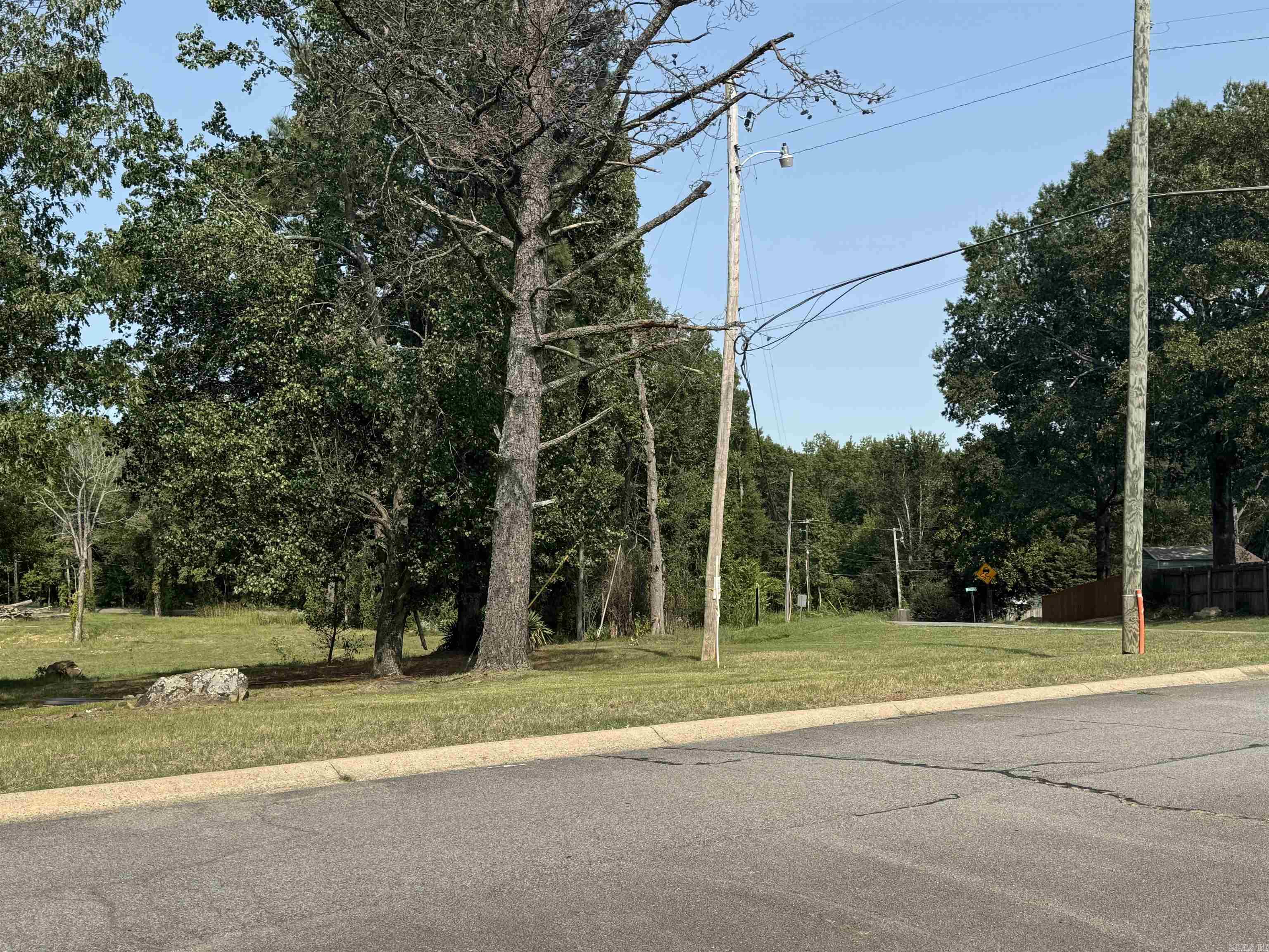 2  Tara Mount Dr  Jacksonville, AR