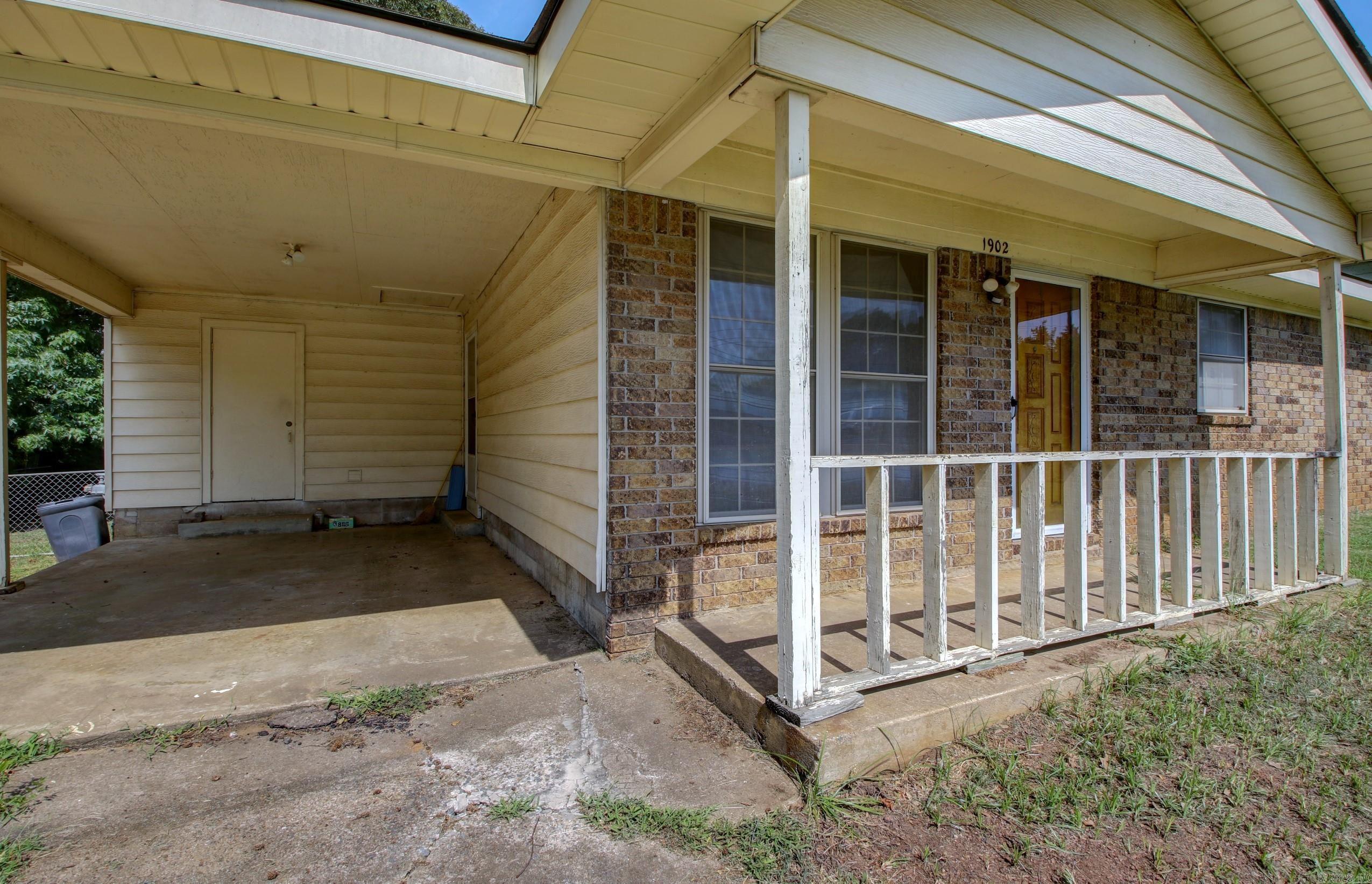 1902  Green Acres Rd  Jacksonville, AR