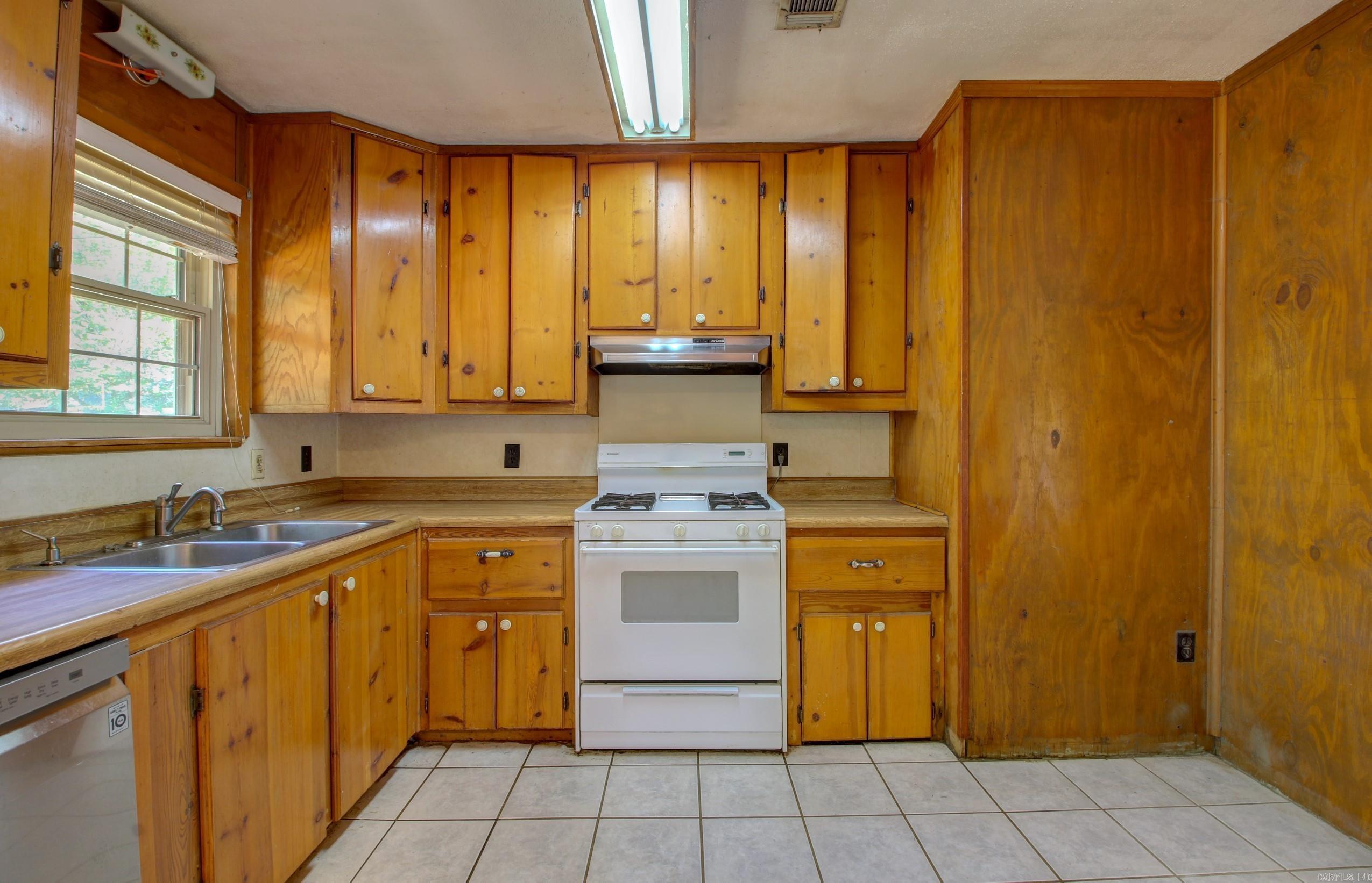1902  Green Acres Rd  Jacksonville, AR