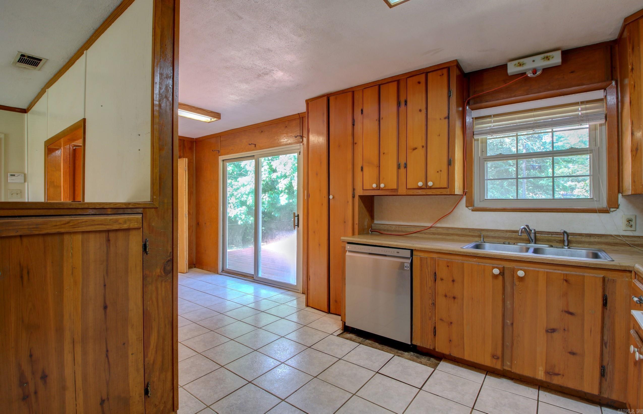 1902  Green Acres Rd  Jacksonville, AR