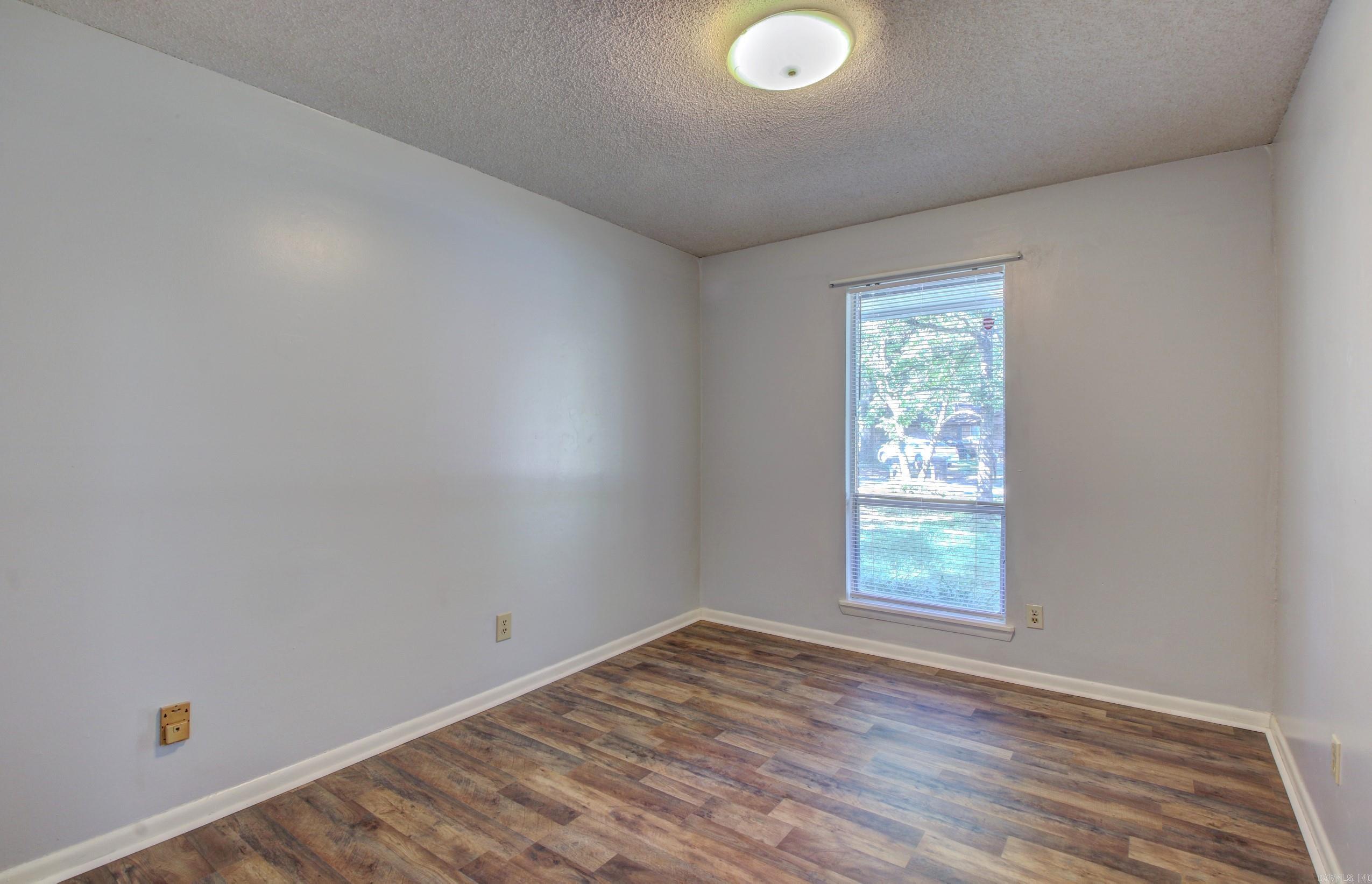 1005  Towering Oaks  Jacksonville, AR
