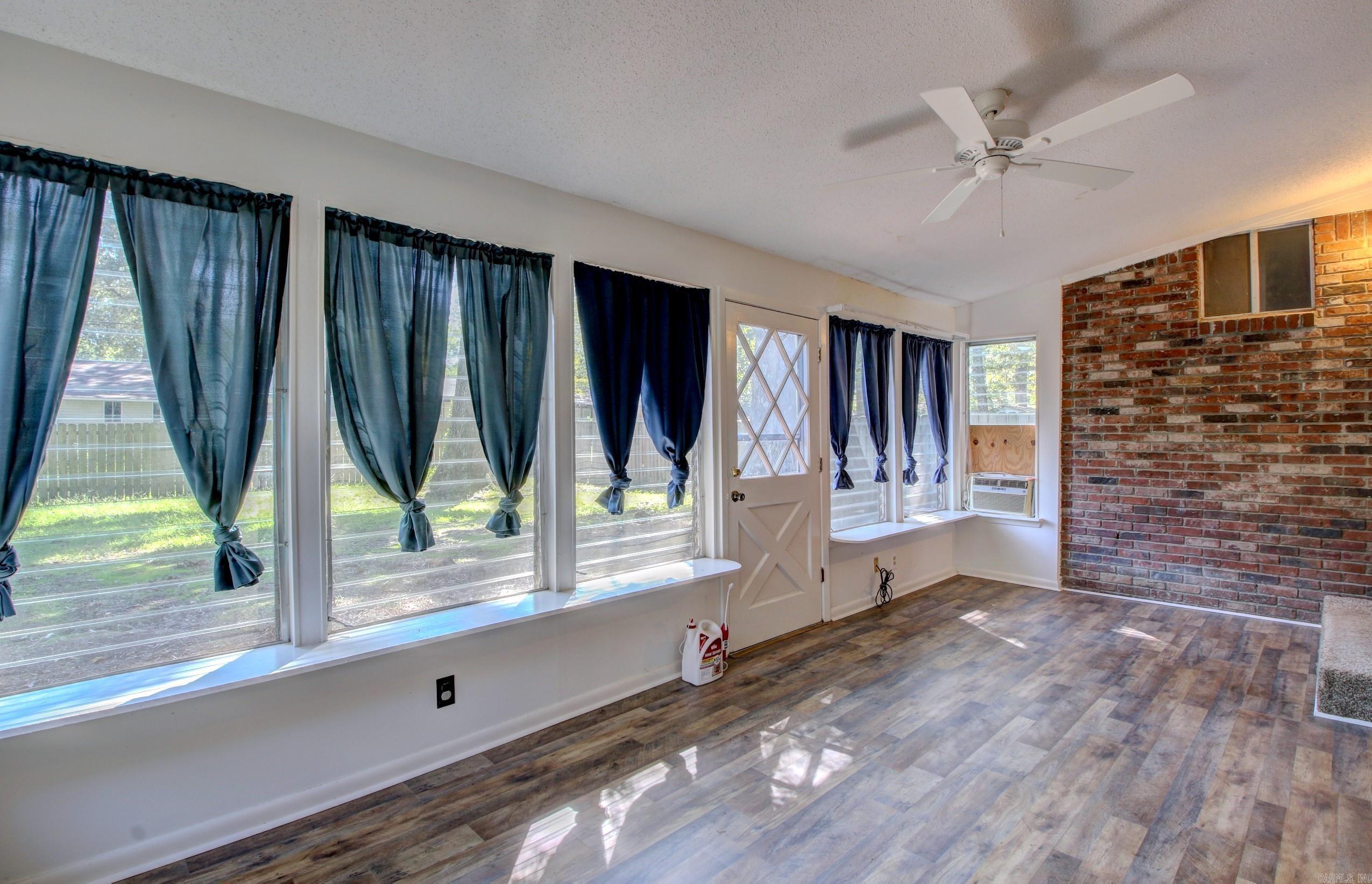 1005  Towering Oaks  Jacksonville, AR