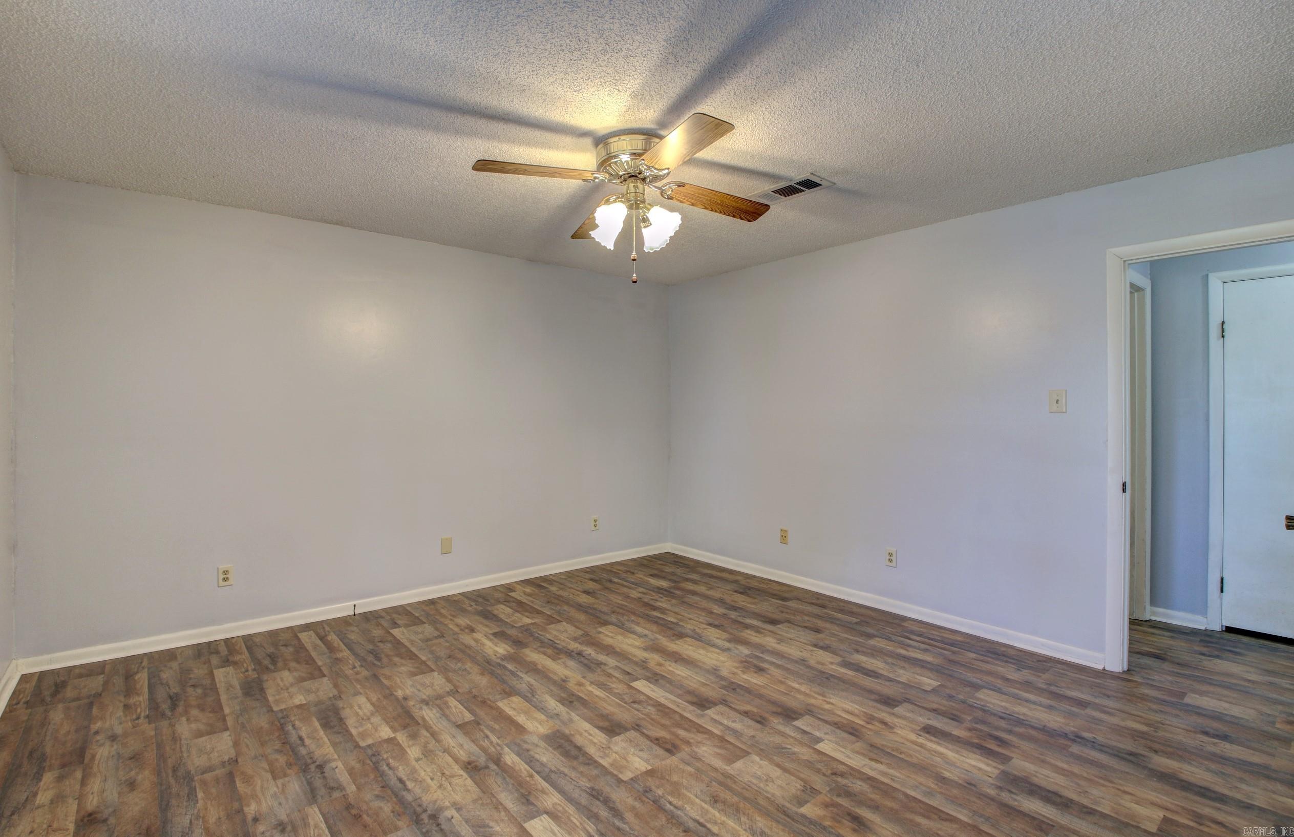 1005  Towering Oaks  Jacksonville, AR