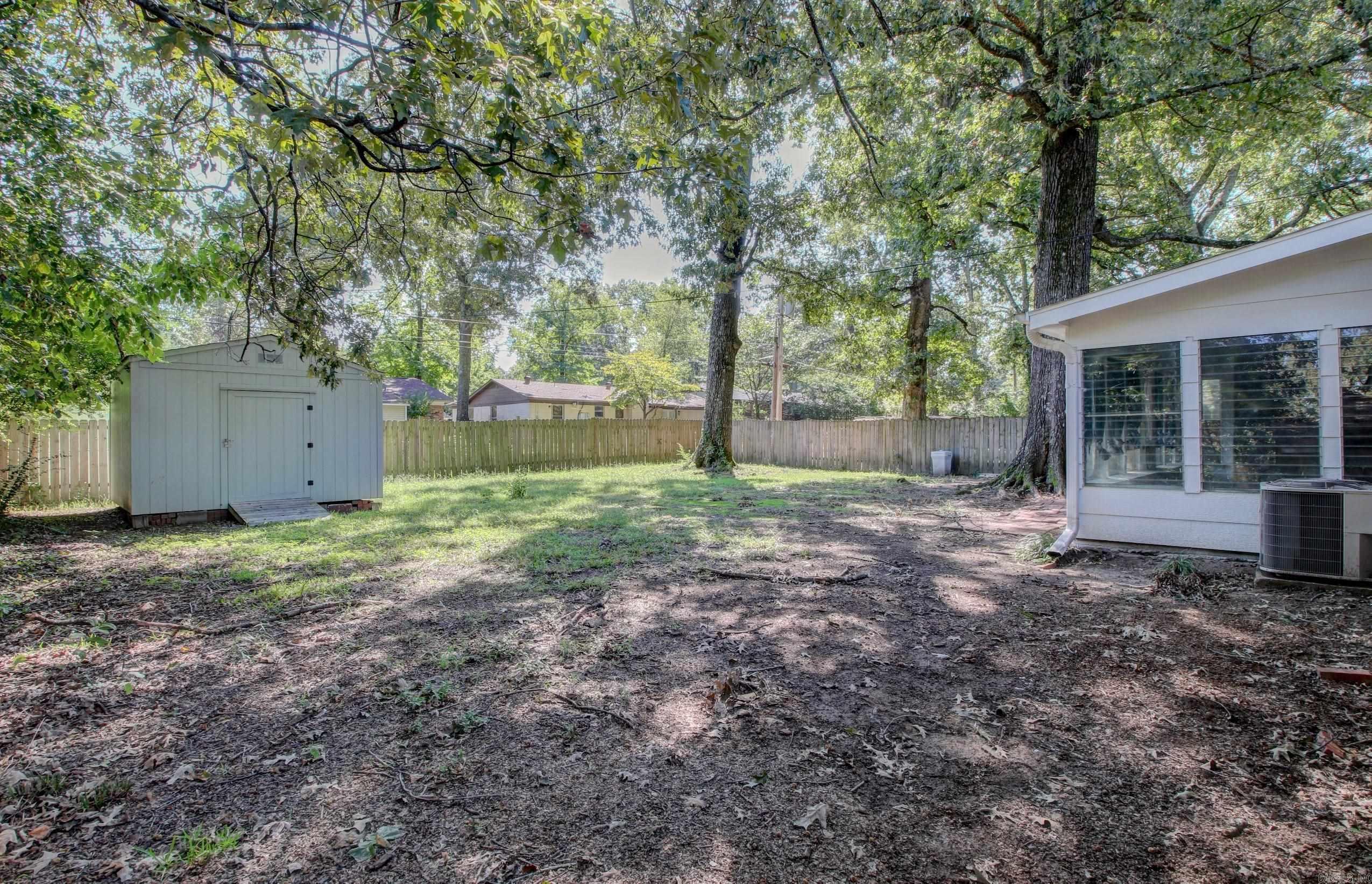 1005  Towering Oaks  Jacksonville, AR