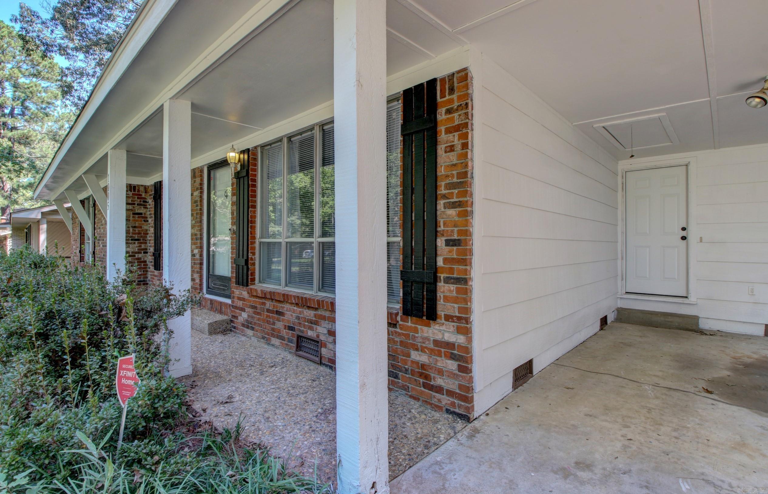 1005  Towering Oaks  Jacksonville, AR