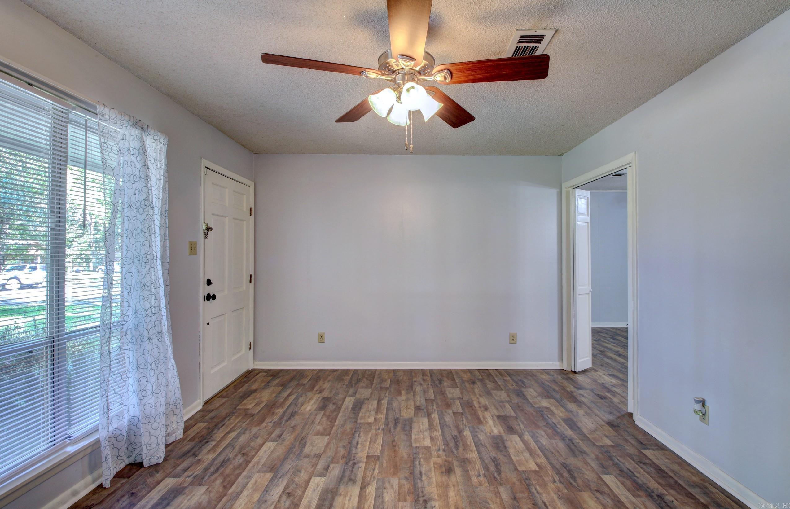 1005  Towering Oaks  Jacksonville, AR
