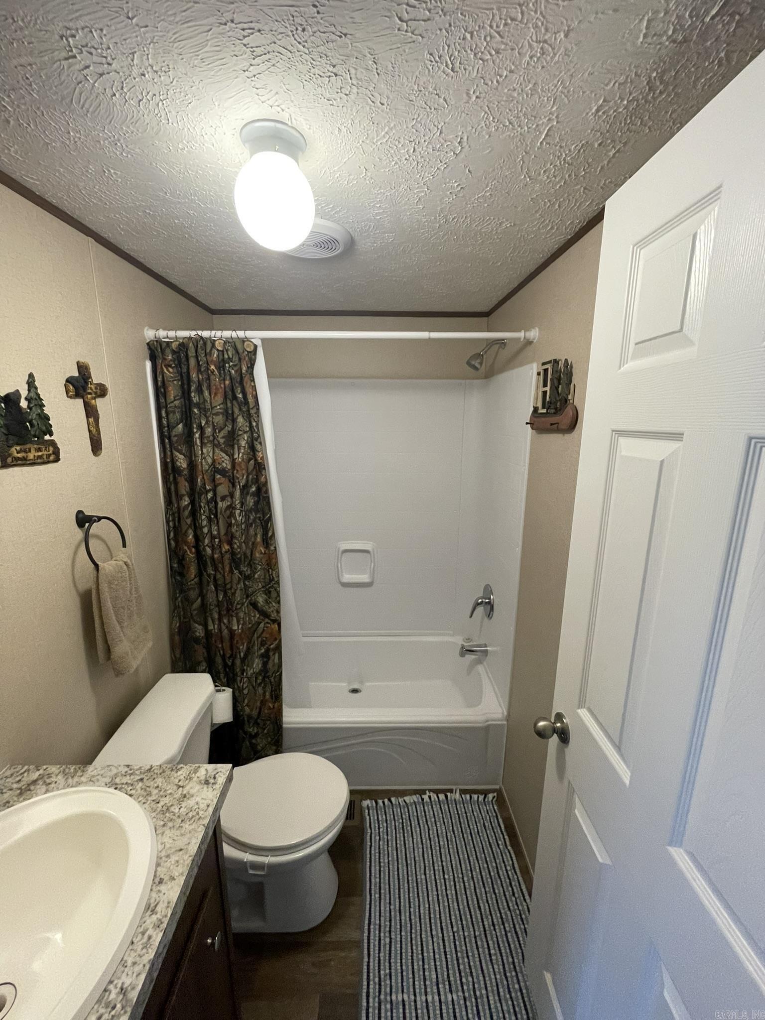 402 E Railroad  Humphrey, AR