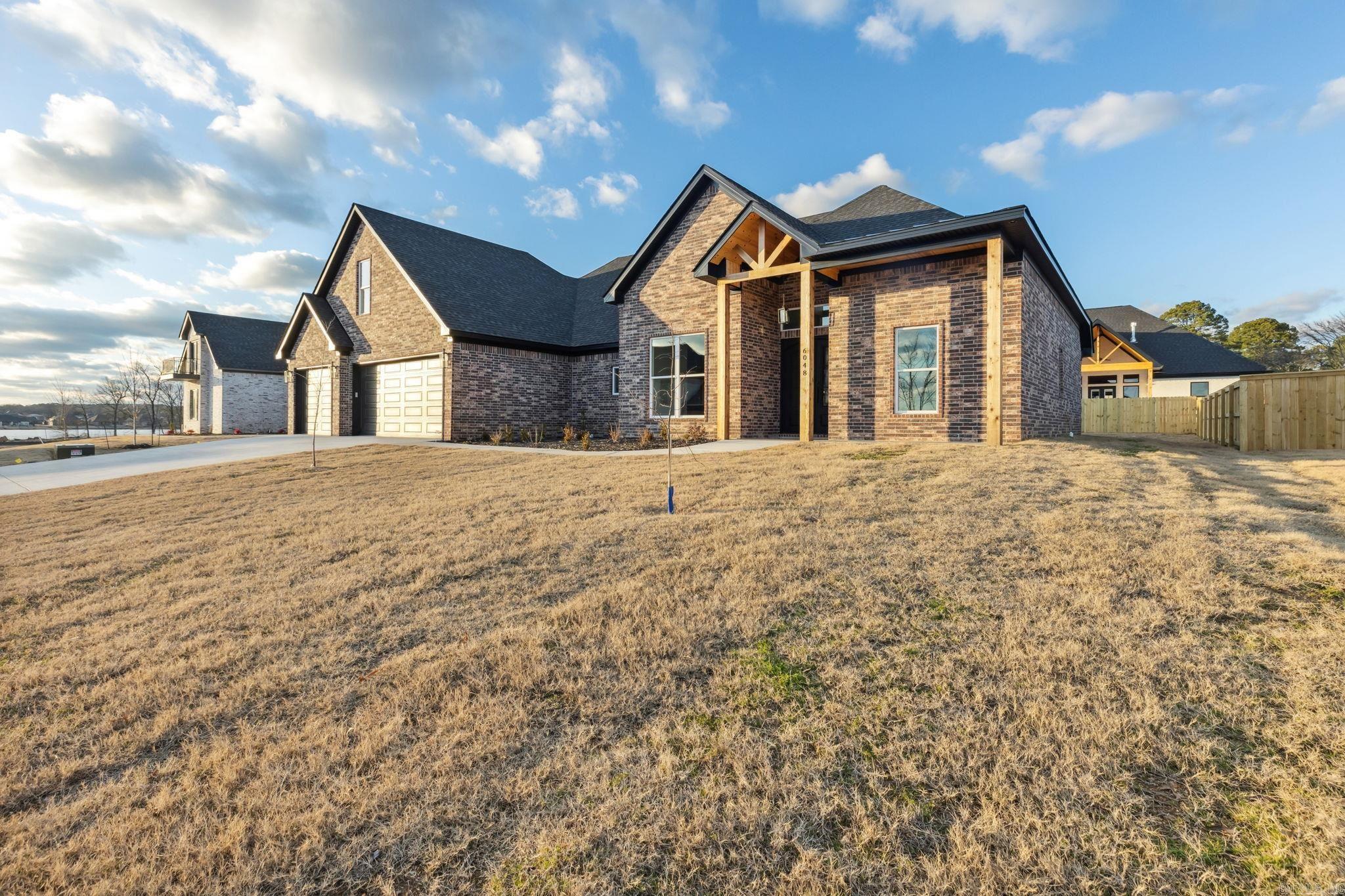 6048  Majestic Waters  Benton, AR