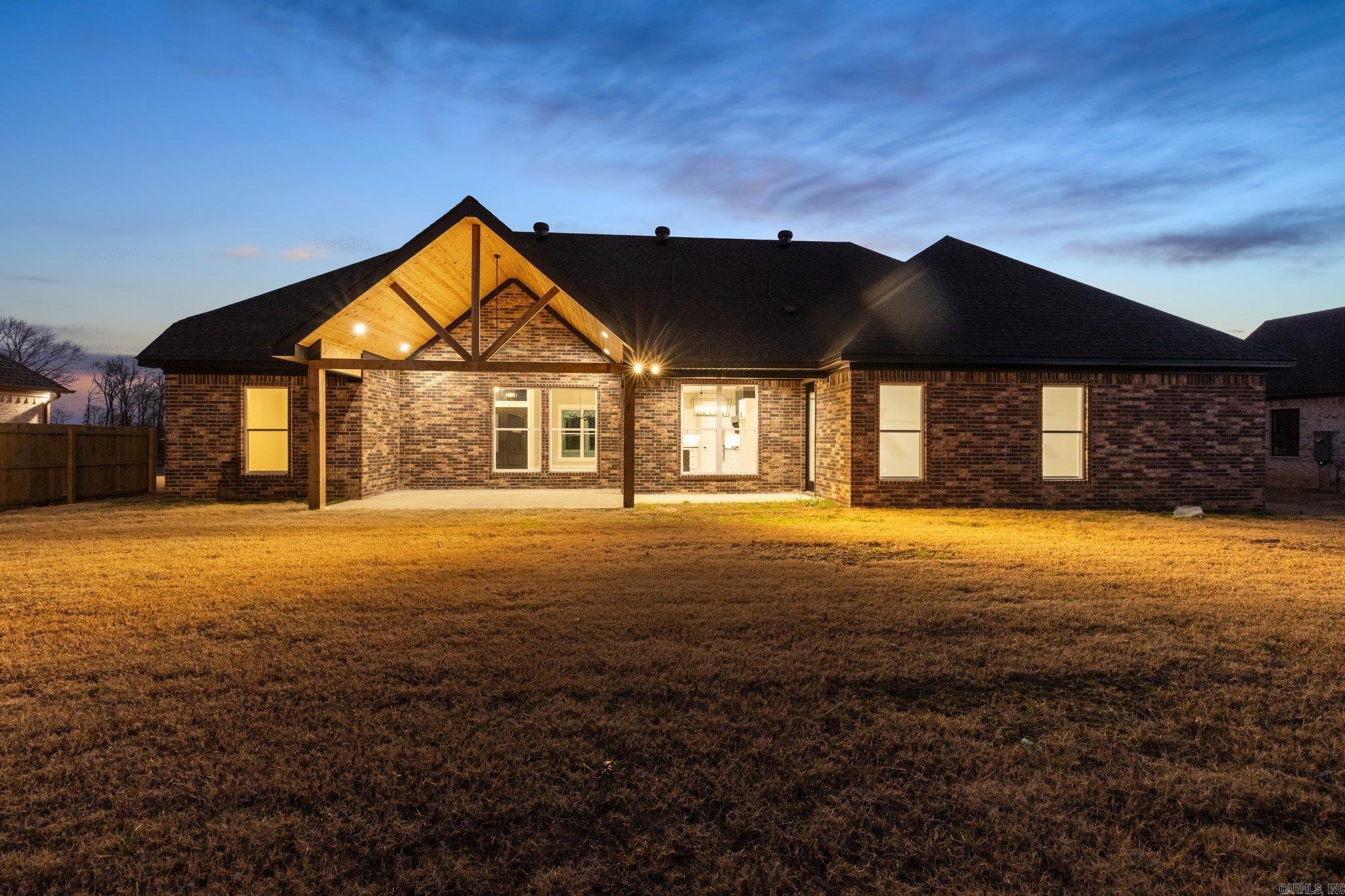 6048  Majestic Waters  Benton, AR
