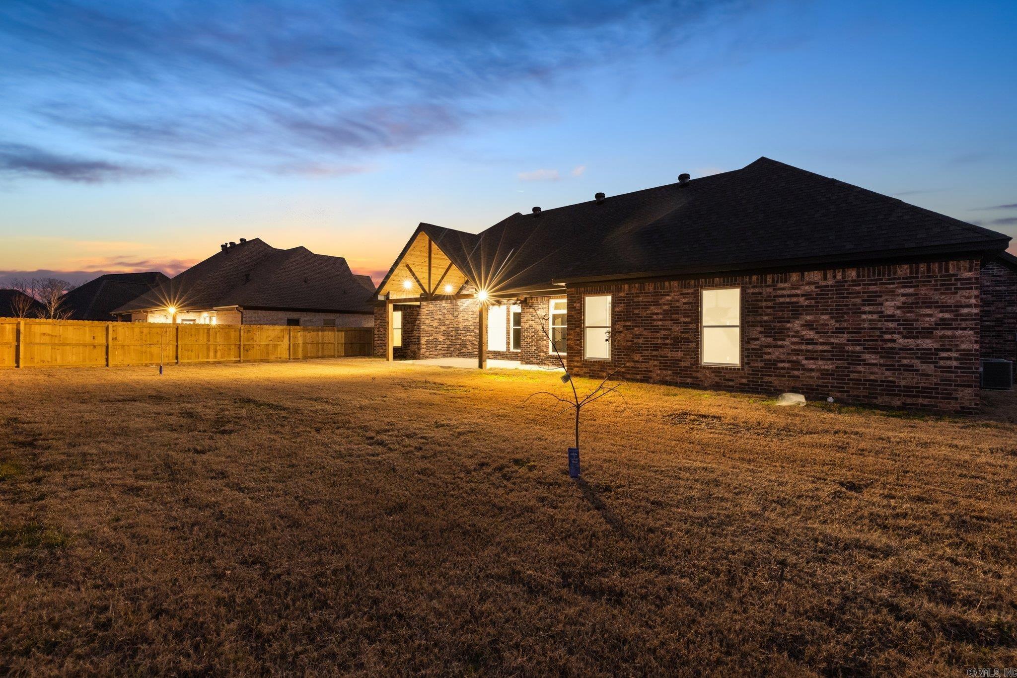 6048  Majestic Waters  Benton, AR