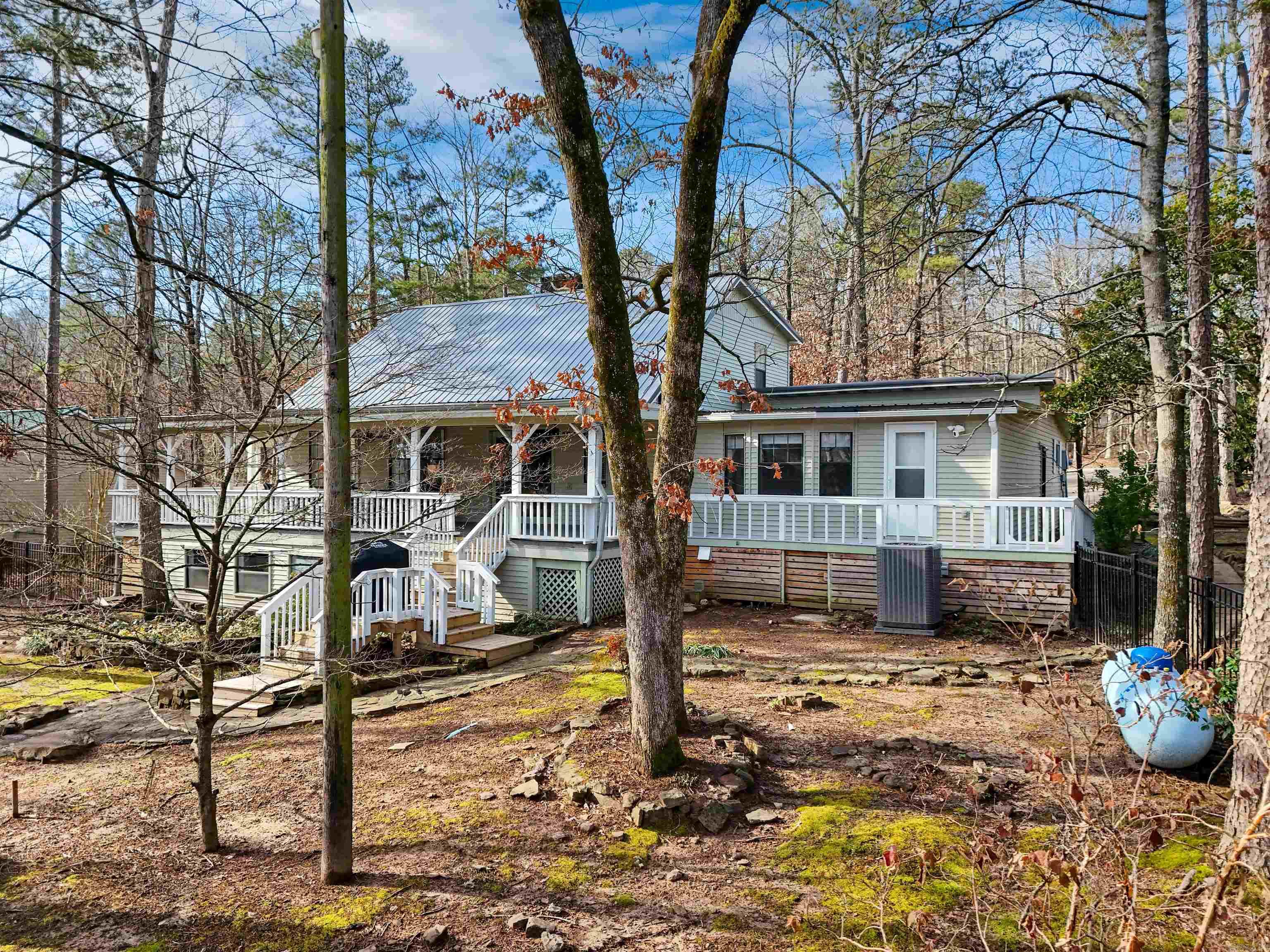 474  Valhalla  Edgemont, AR