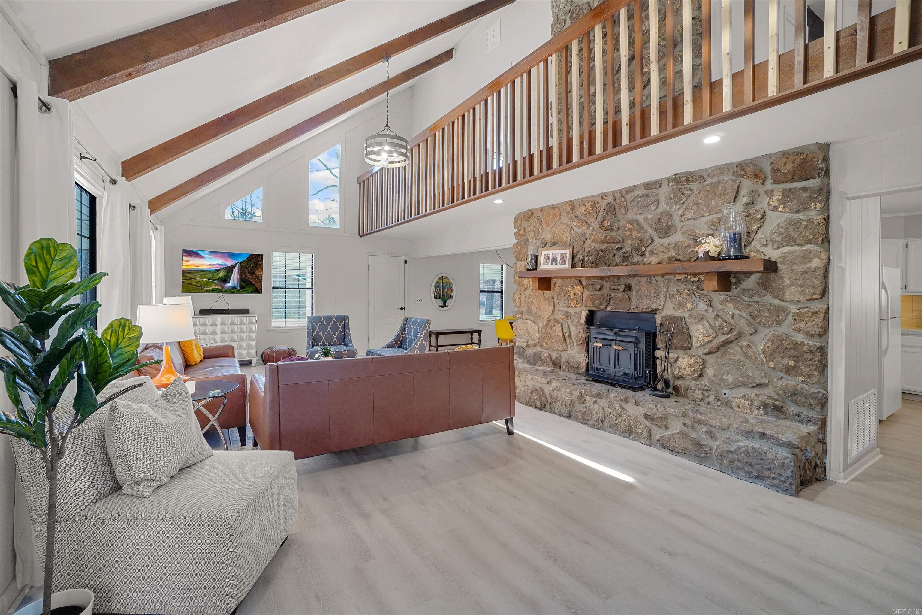 474  Valhalla  Edgemont, AR