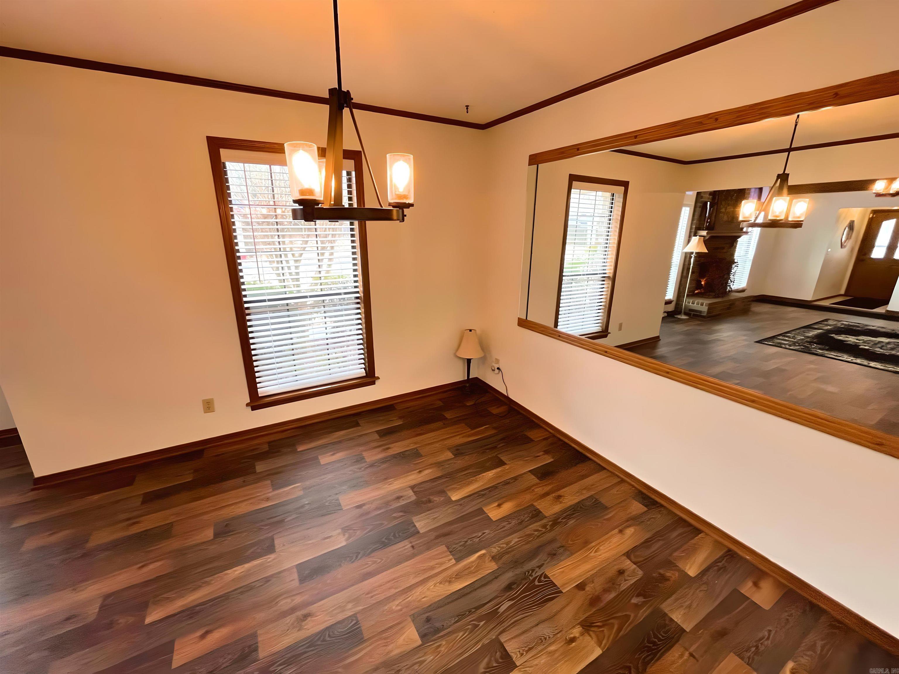 308  Jenny Lind Dr  Mena, AR