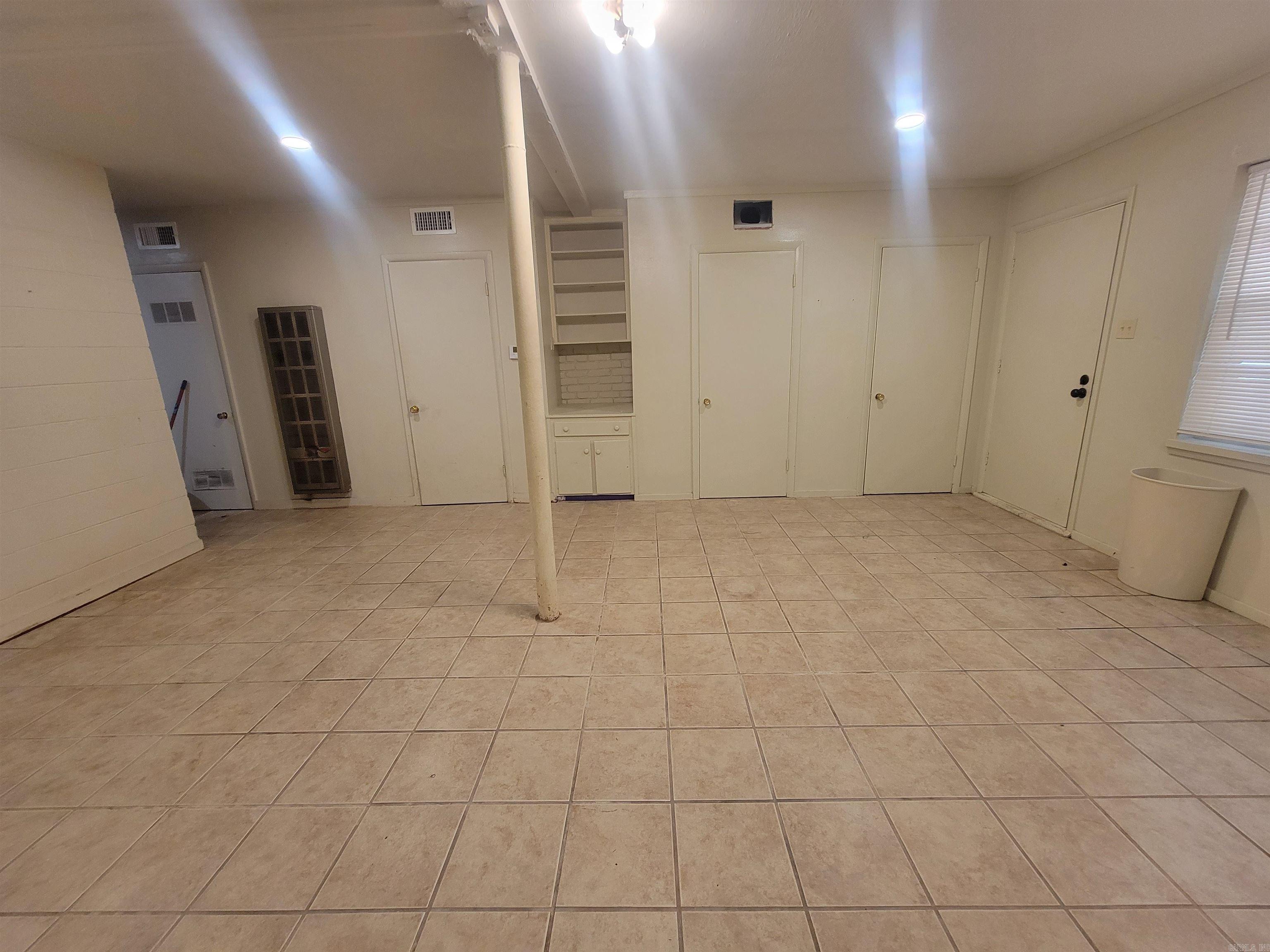 1305  Arrowhead  Pine Bluff, AR