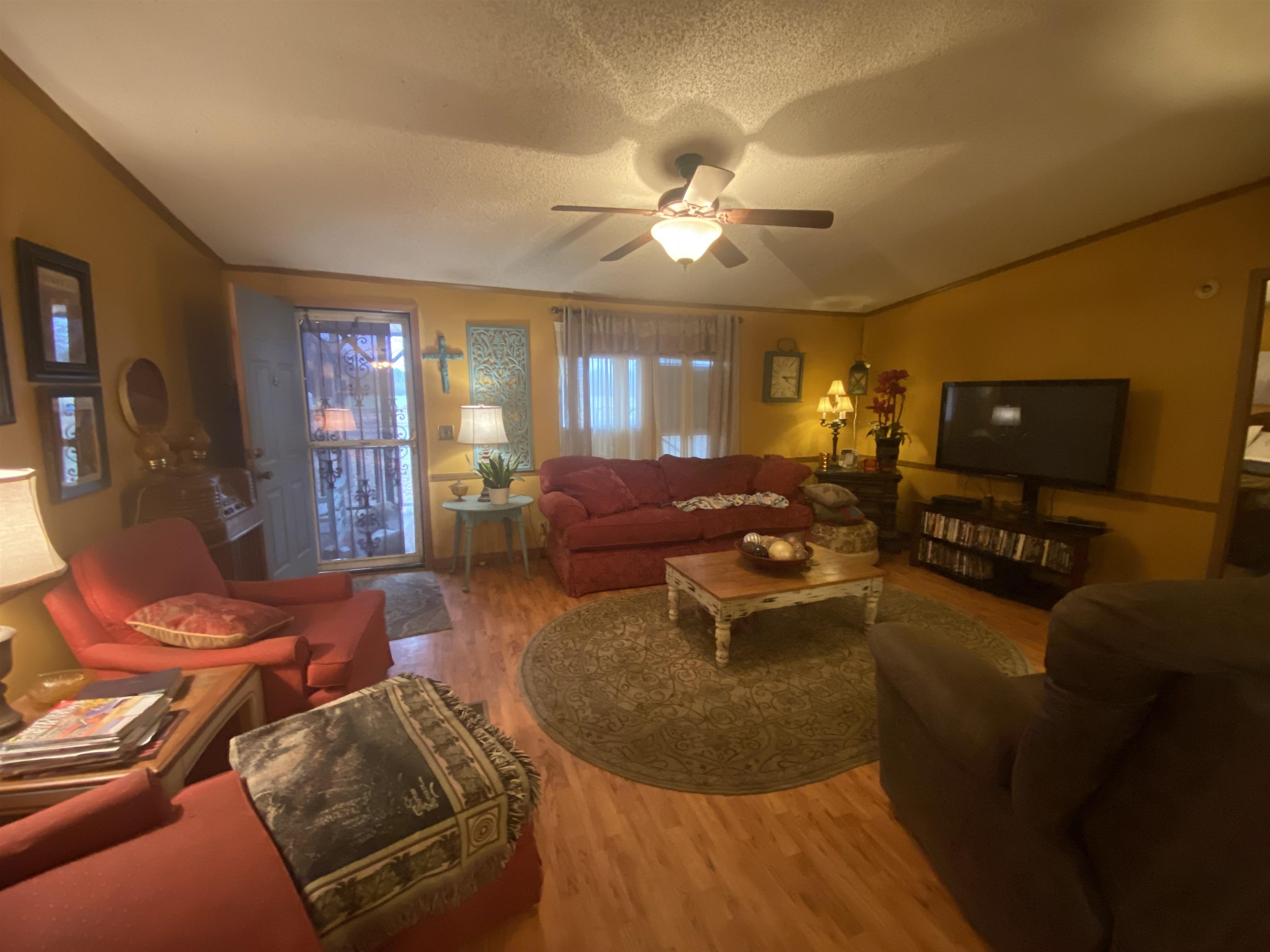 17568  Barrys  Trumann, AR