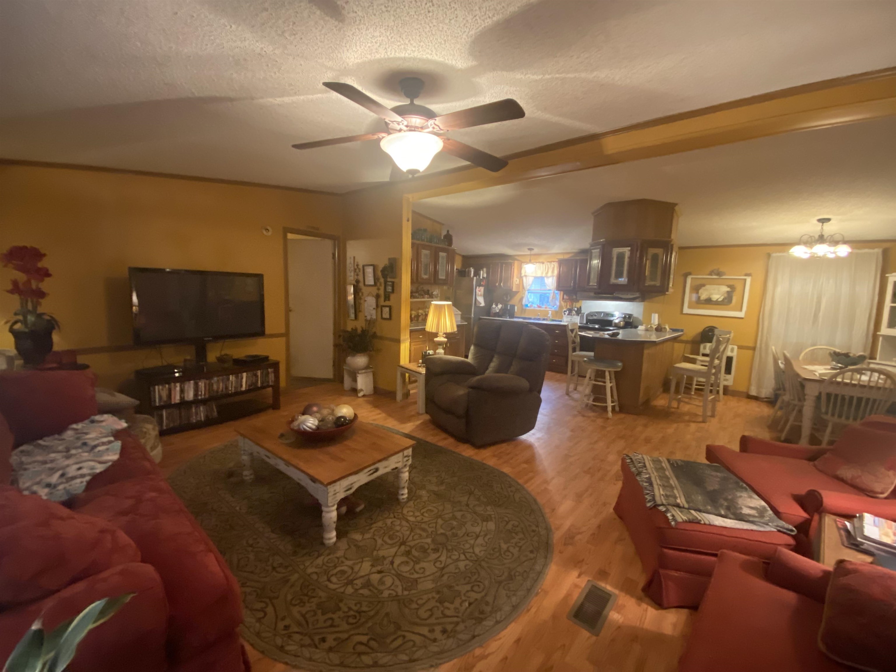 17568  Barrys  Trumann, AR