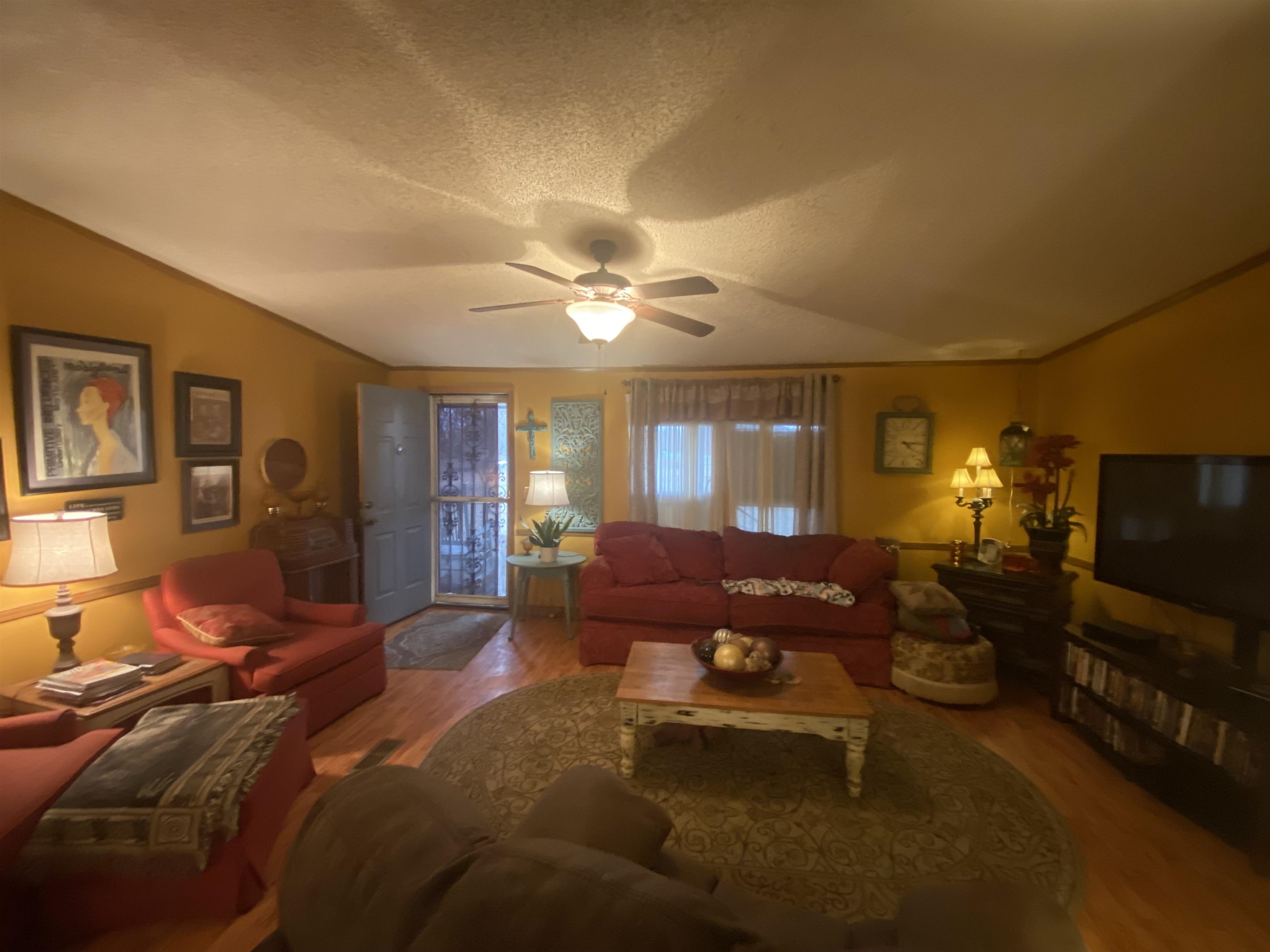 17568  Barrys  Trumann, AR