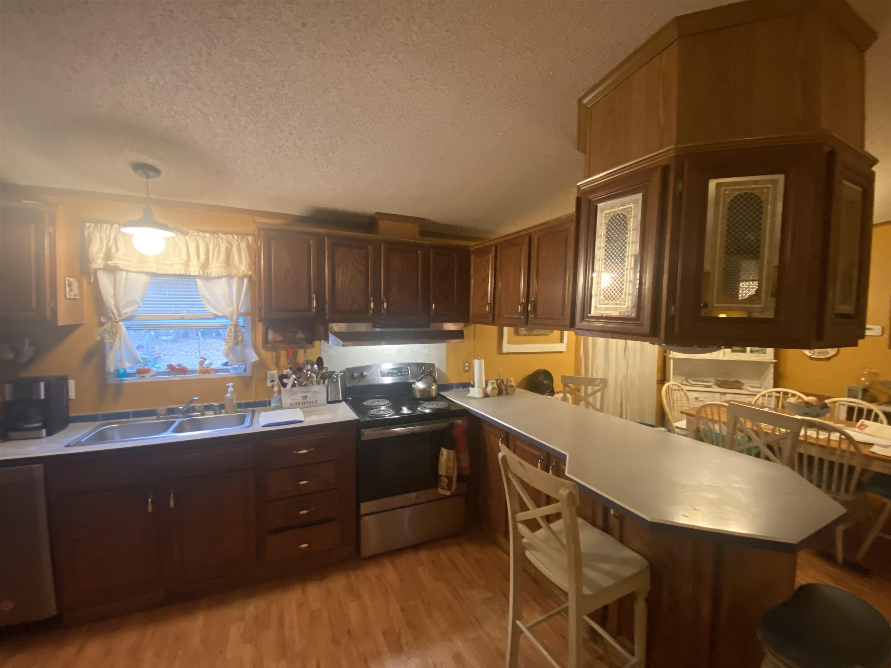 17568  Barrys  Trumann, AR