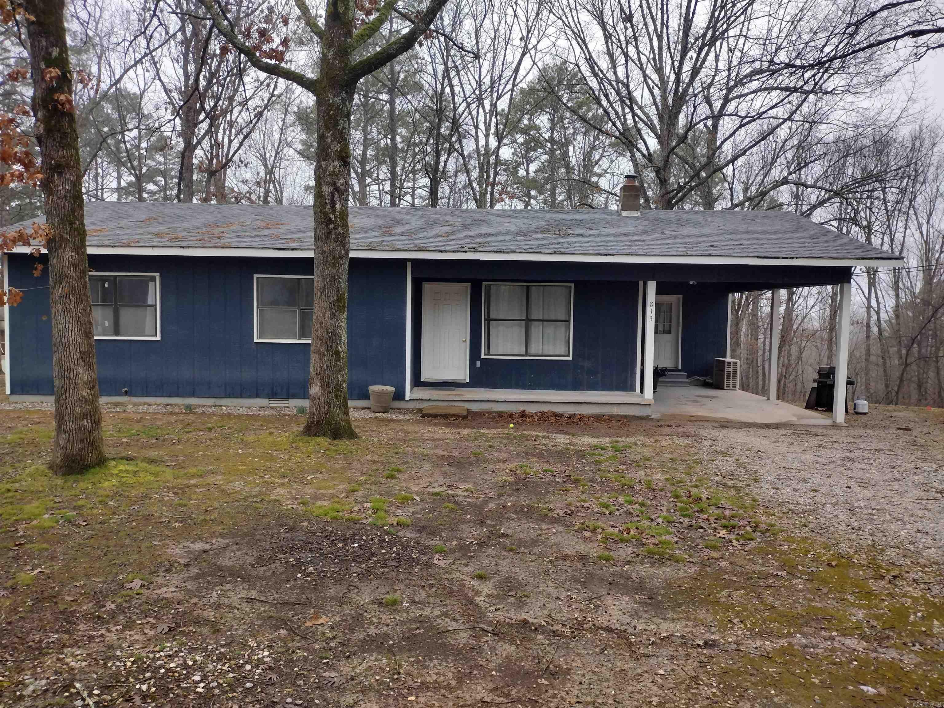 813  Sawmill RD  Mountain View, AR