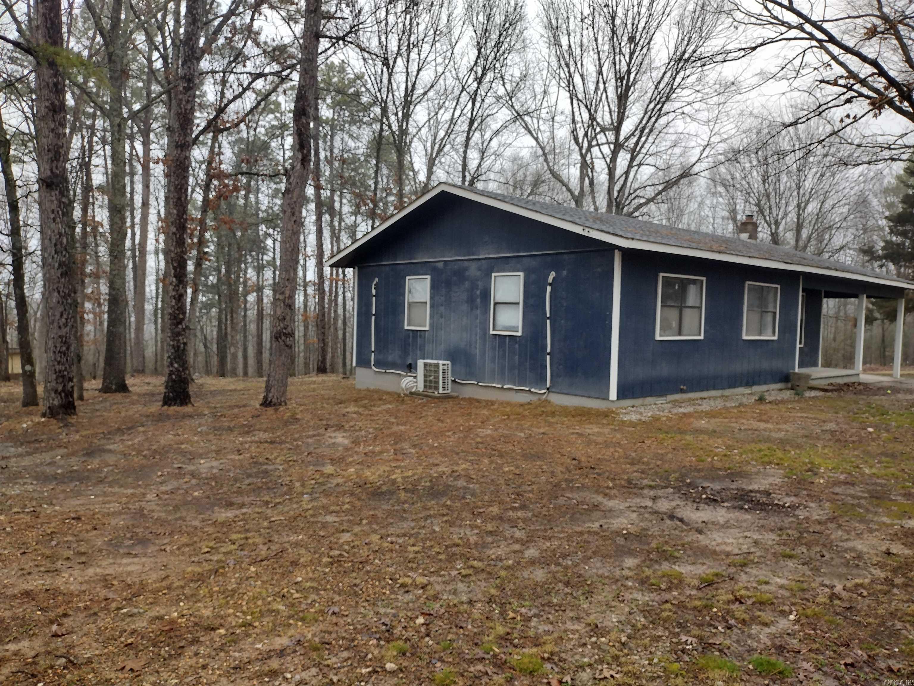 813  Sawmill RD  Mountain View, AR