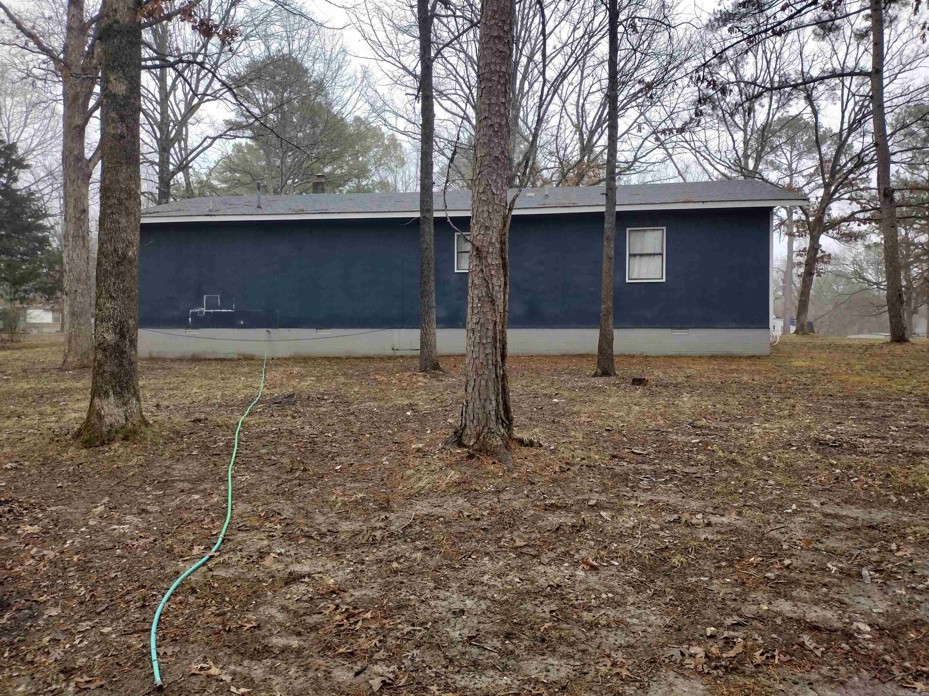 813  Sawmill RD  Mountain View, AR