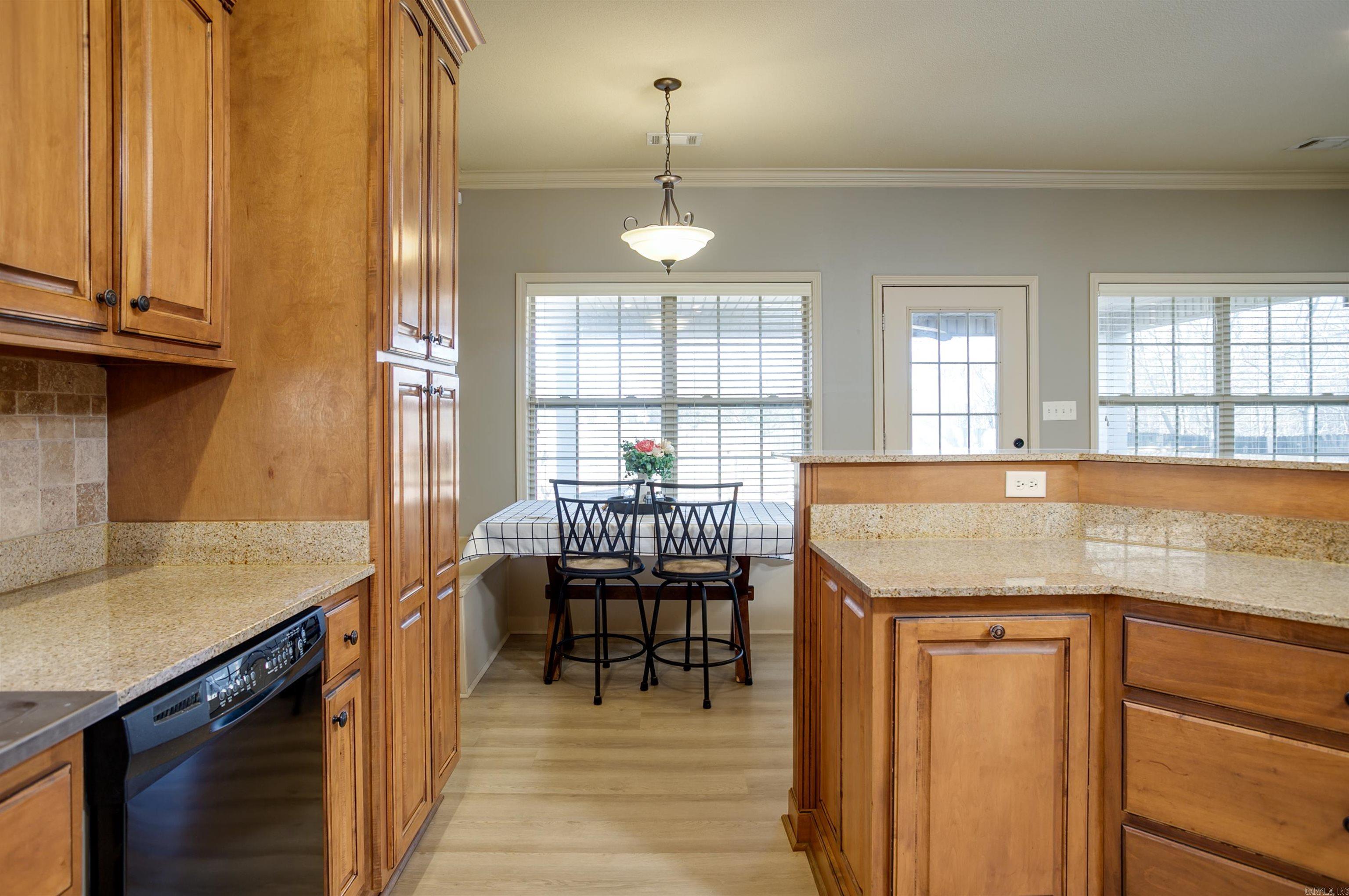 4737 Lochmoor Circle Jonesboro, AR 72405