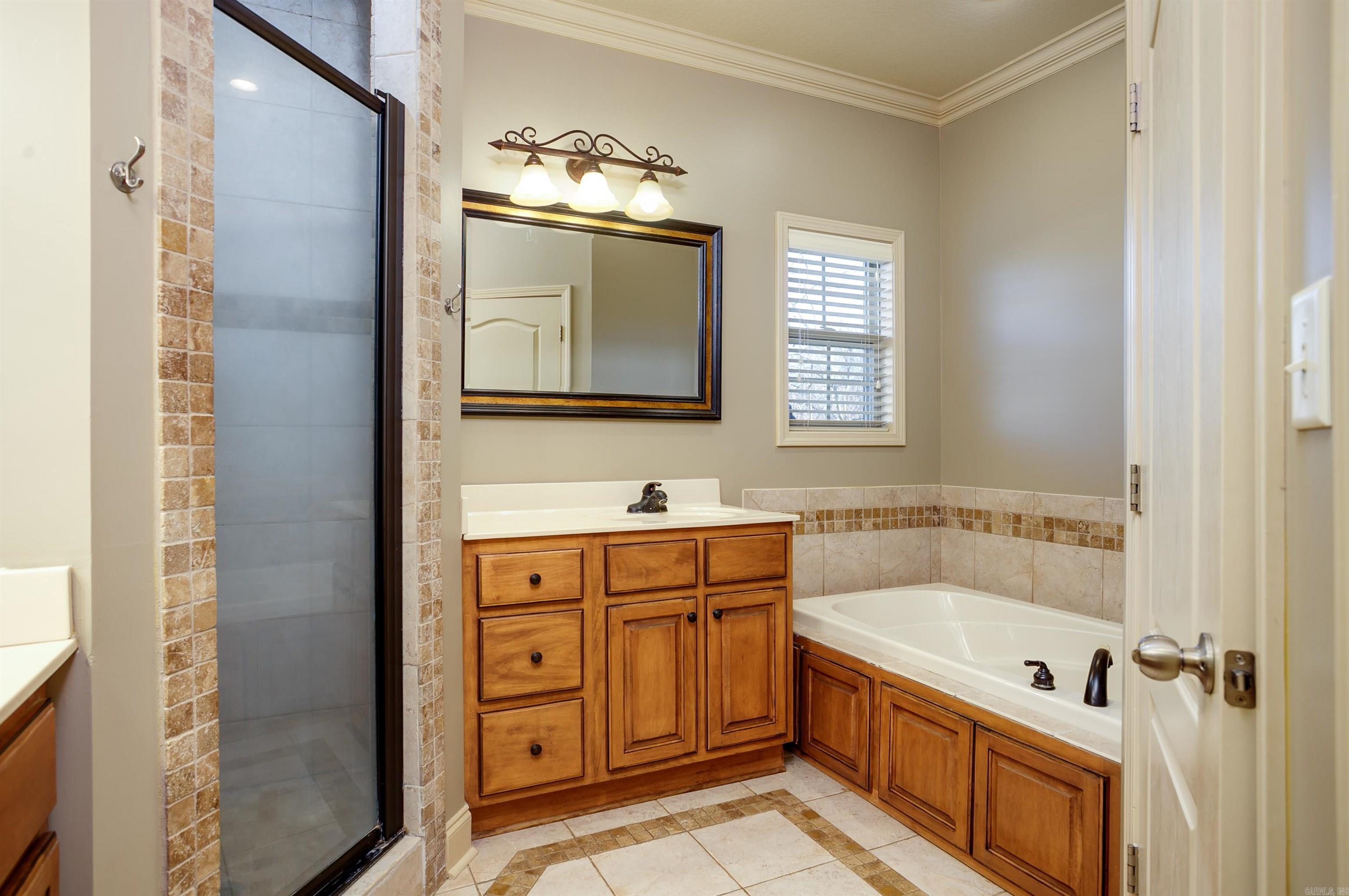 4737 Lochmoor Circle Jonesboro, AR 72405