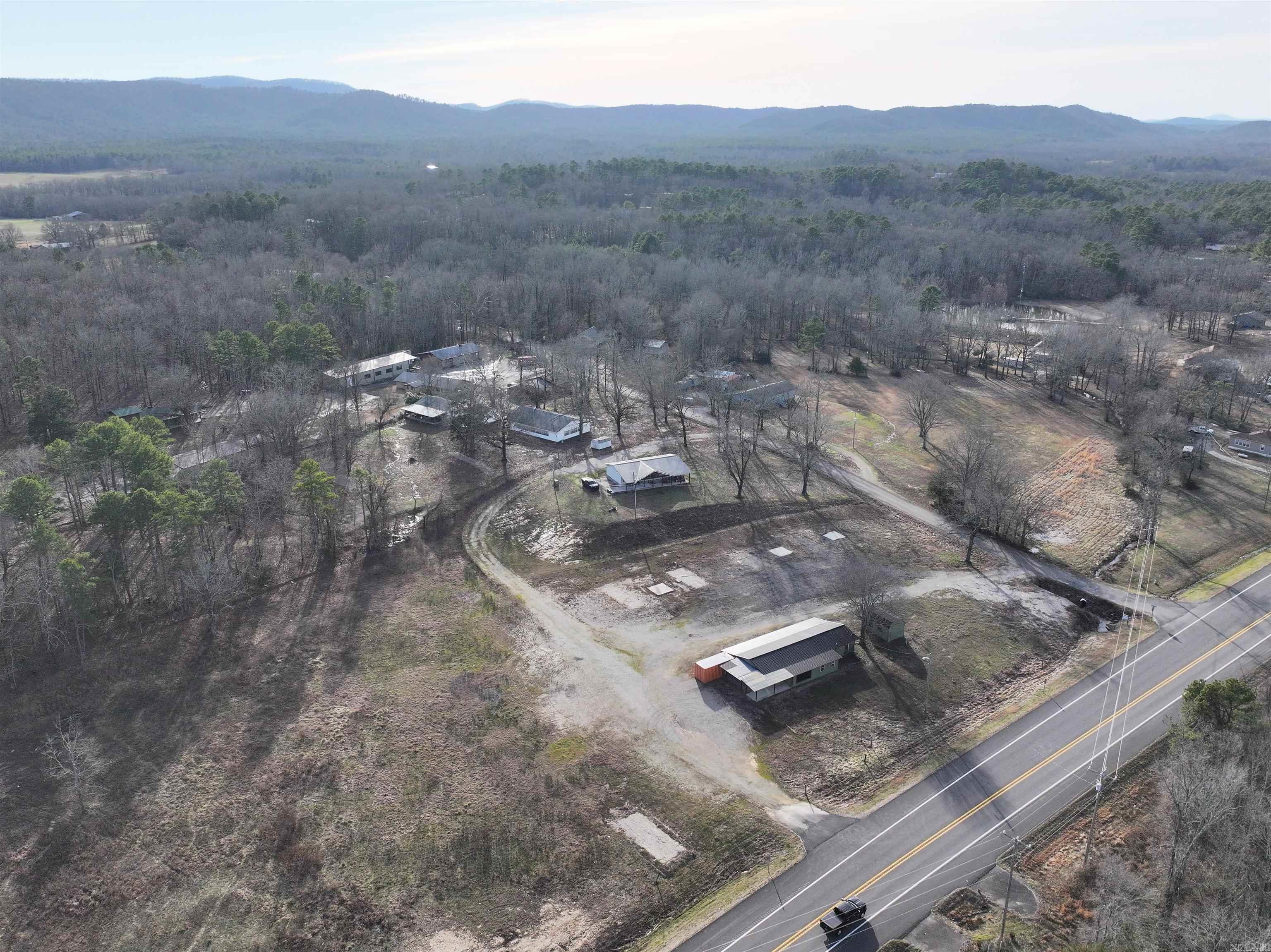2383 E Highway 270  Mount Ida, AR