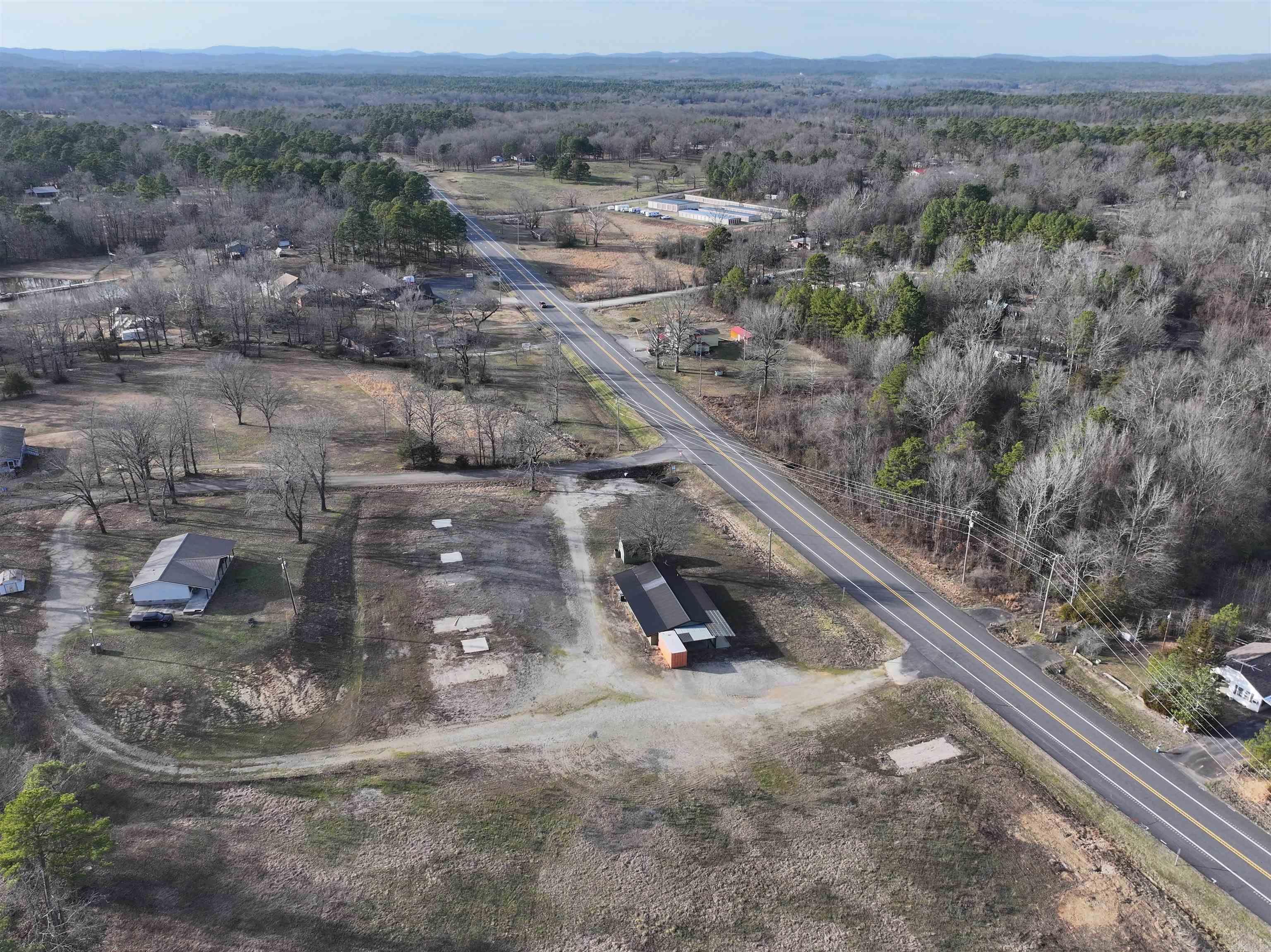 2383 E Highway 270  Mount Ida, AR