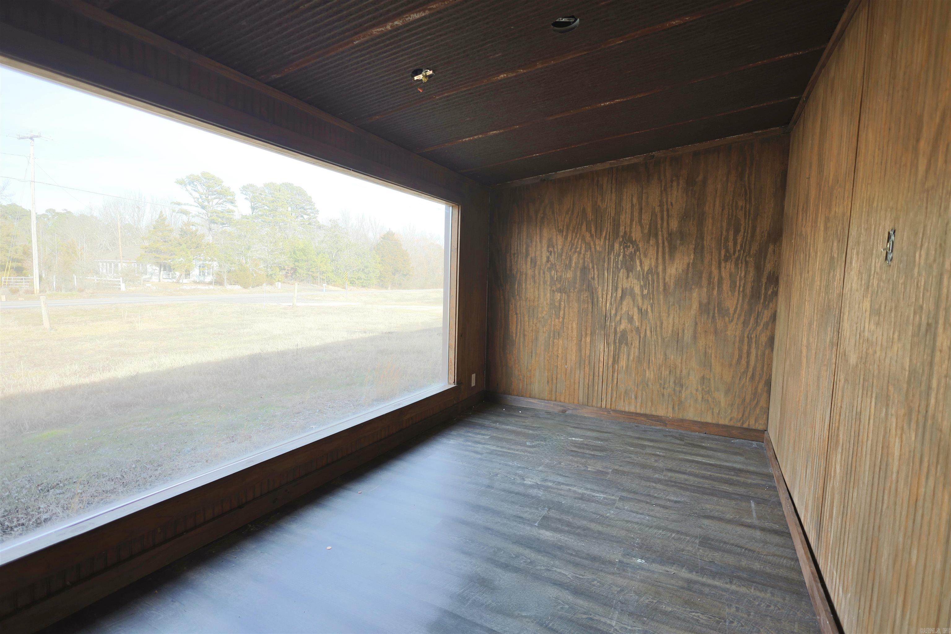 2383 E Highway 270  Mount Ida, AR
