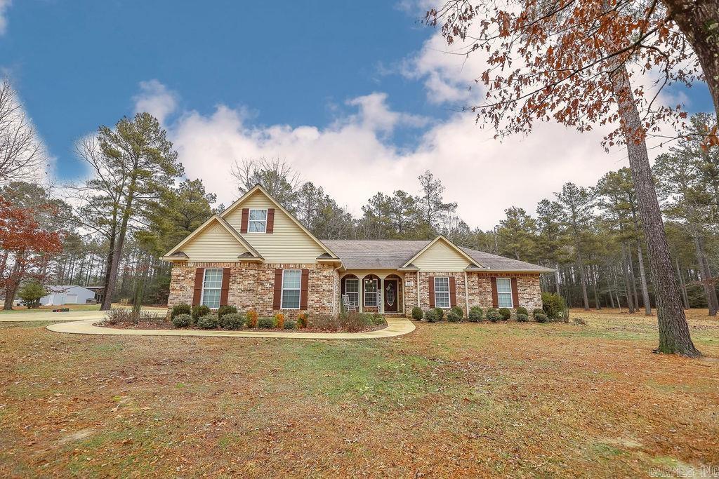 135 Rexanne Dr Drive