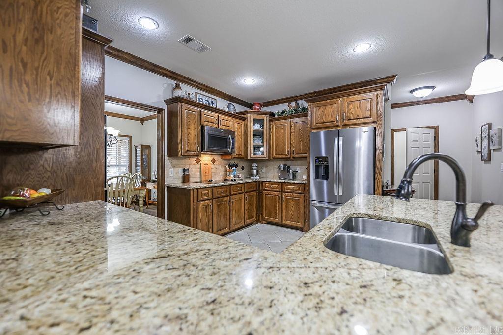 135 Rexanne Dr Drive