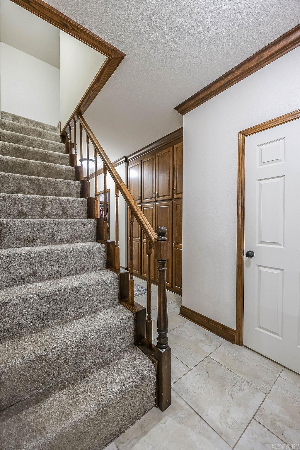 135 Rexanne Dr Drive