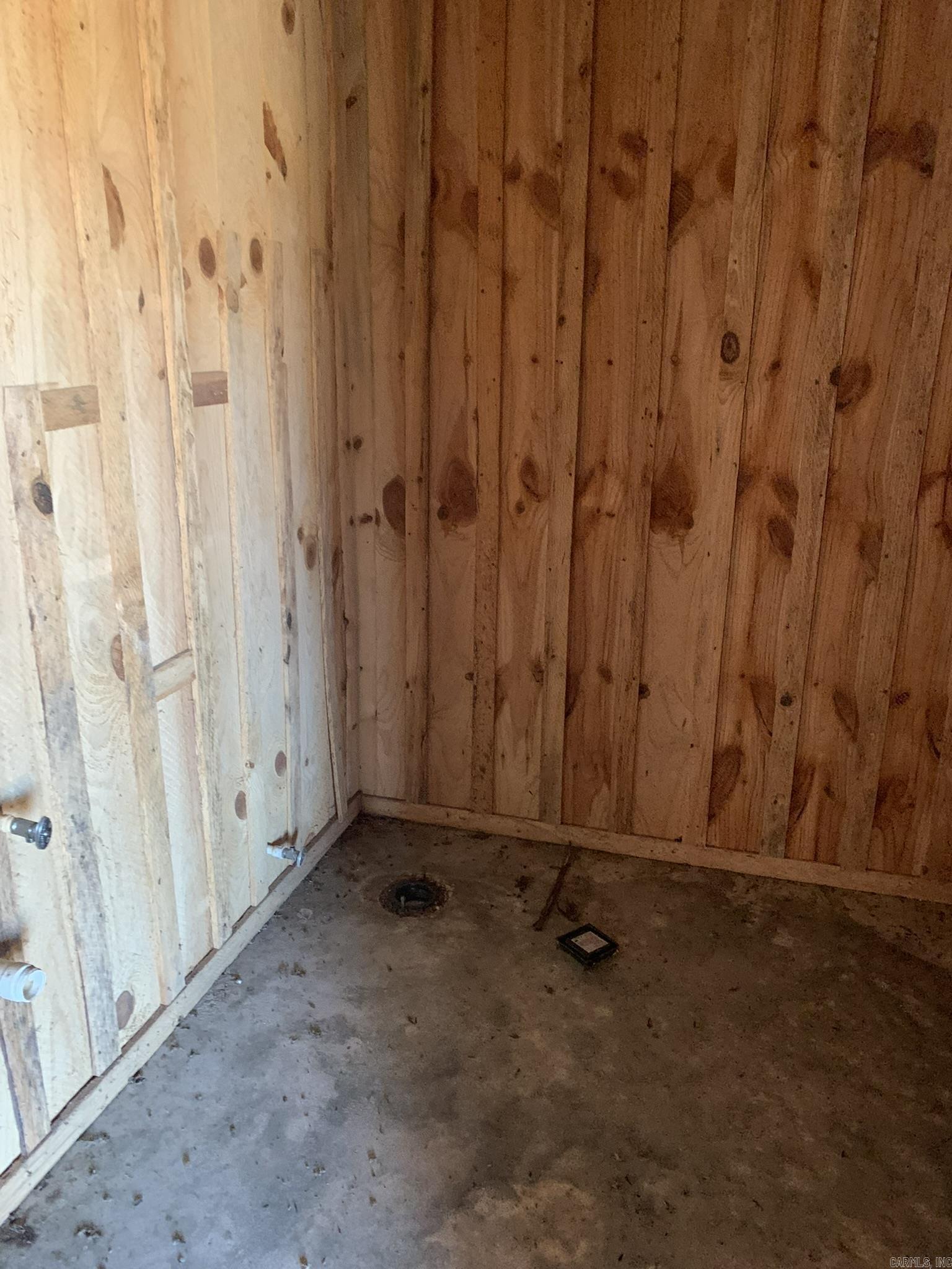 510  Old Waters Highway  Pine Ridge, AR