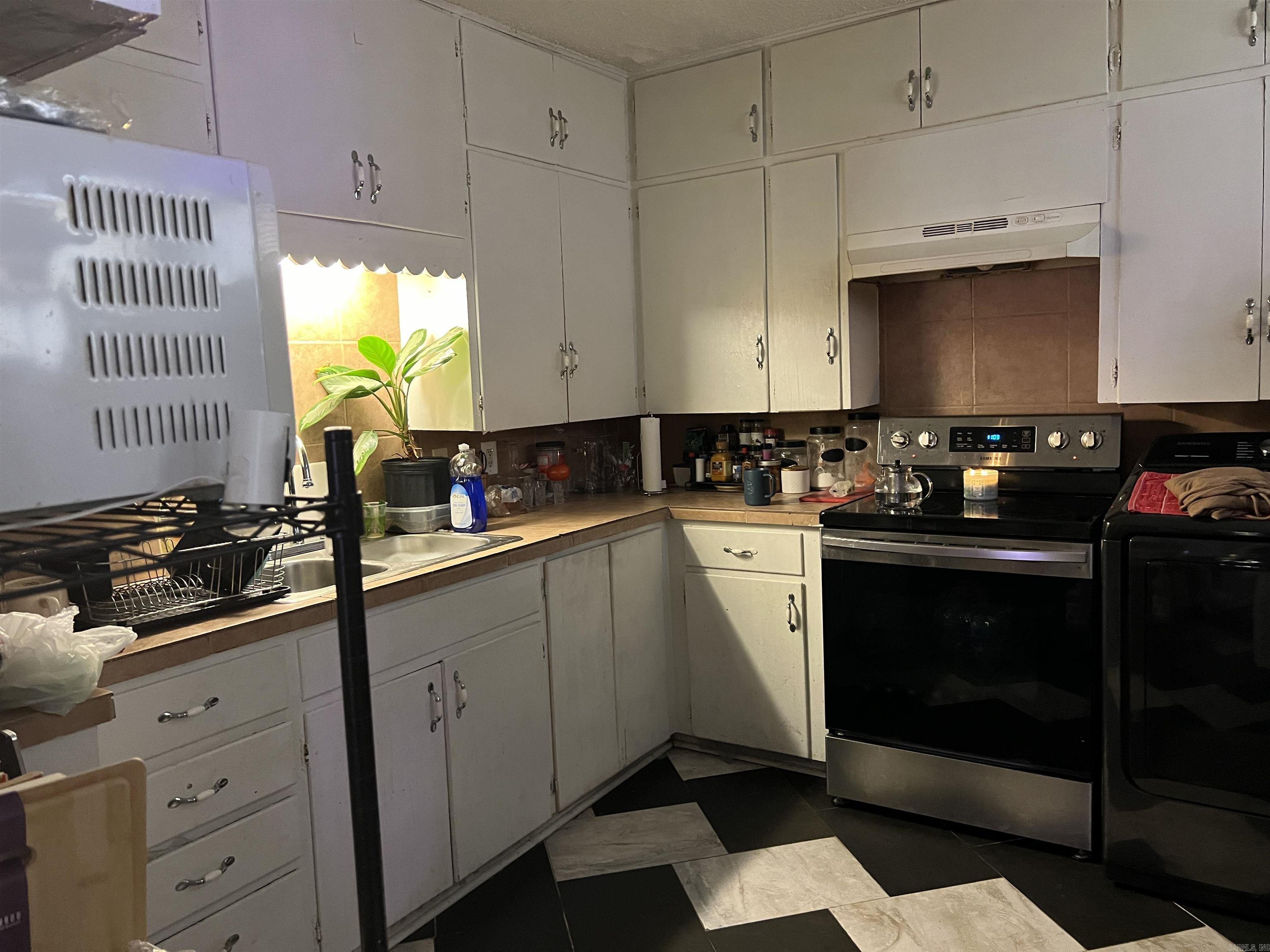 1710 S Harrison  Little Rock, AR