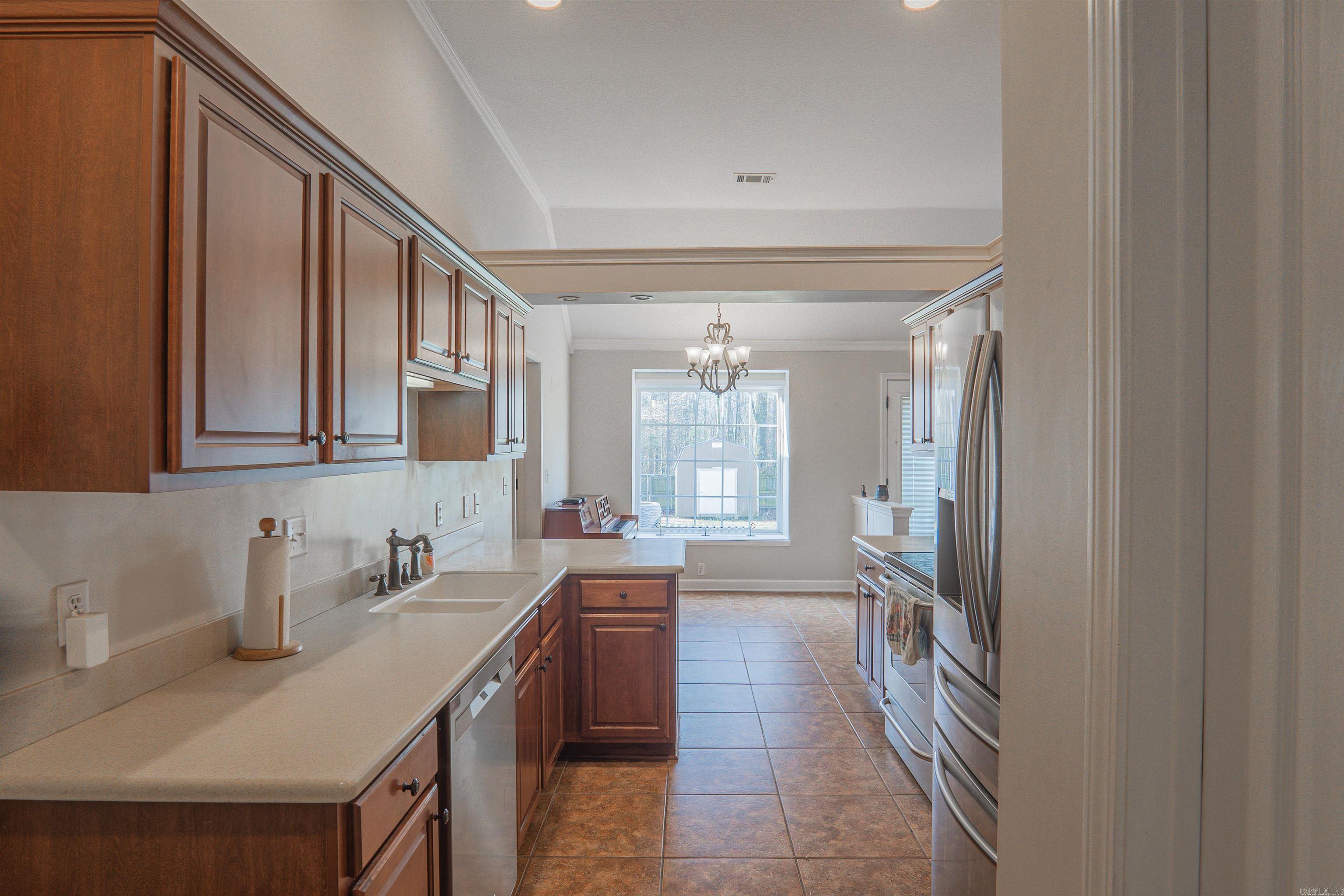 26 Lakeland Drive Cabot, AR 72023
