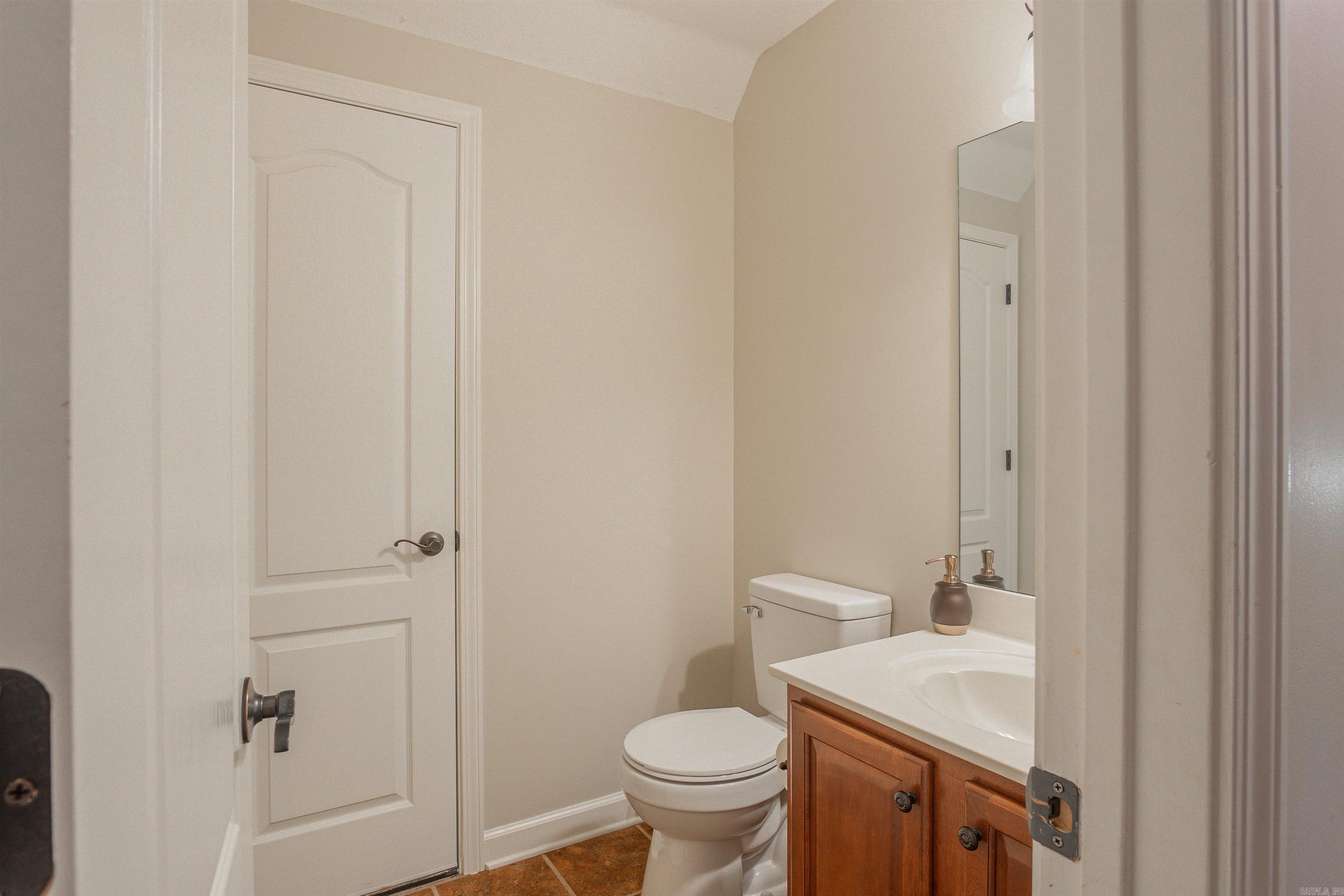 26 Lakeland Drive Cabot, AR 72023