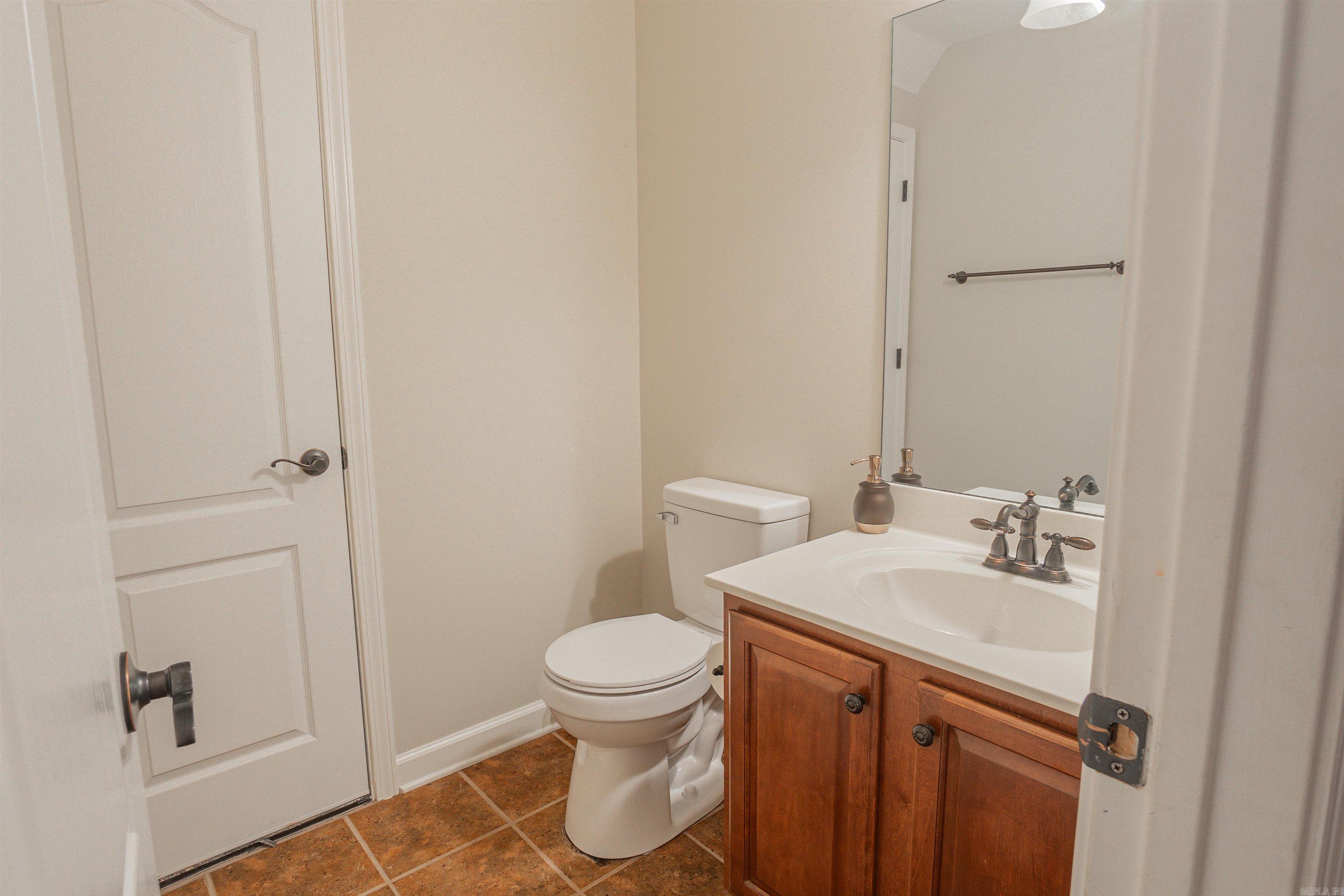 26 Lakeland Drive Cabot, AR 72023