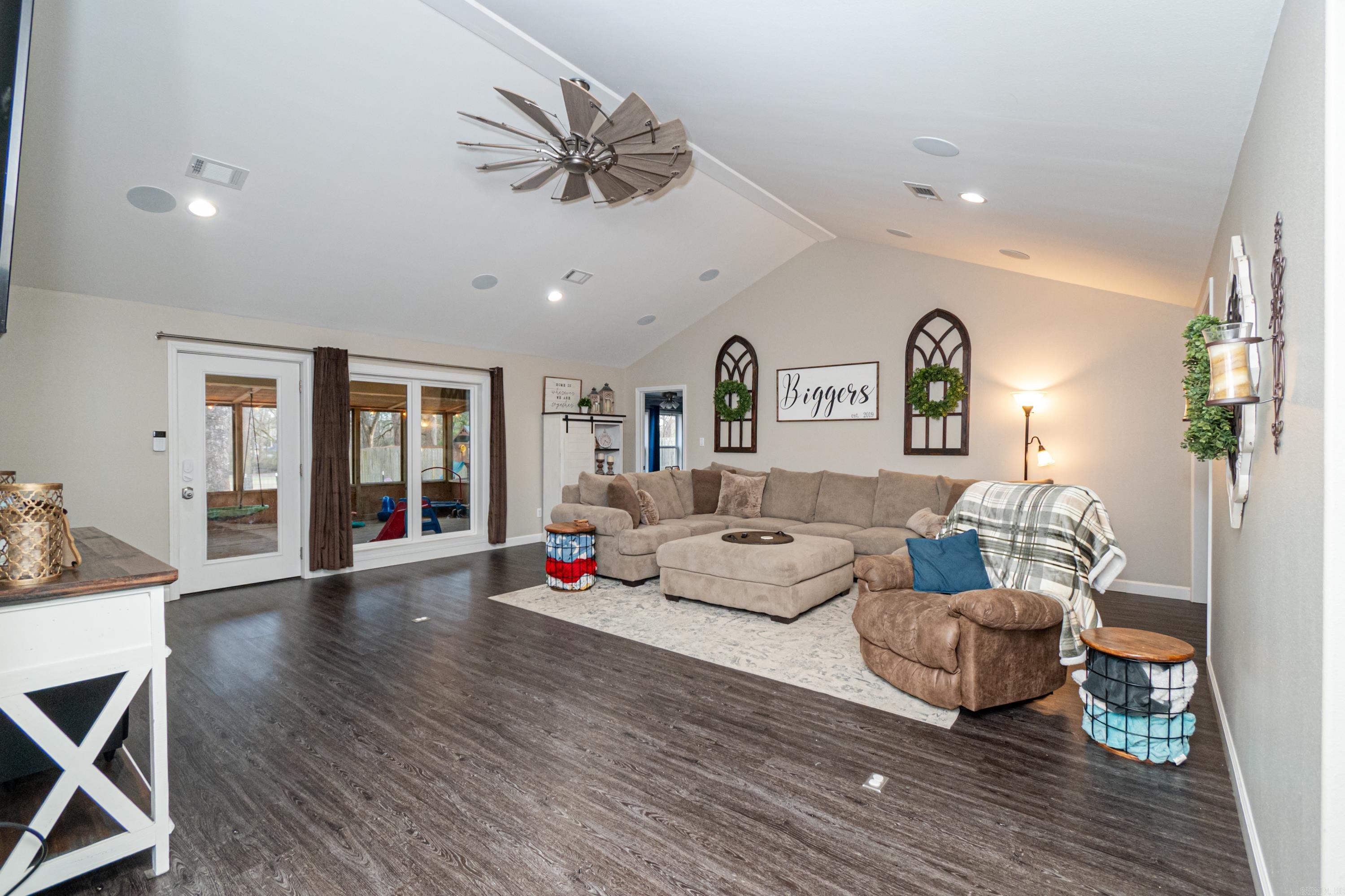 413 S Myrtle St  Warren, AR