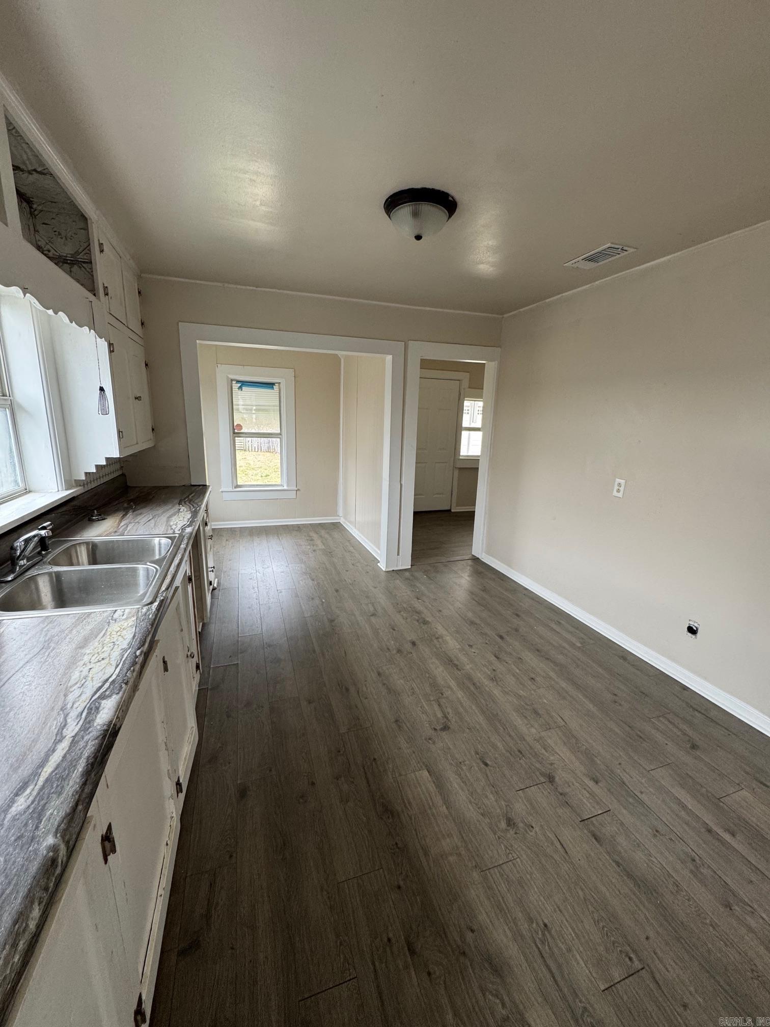 587 W Gaines  Monticello, AR