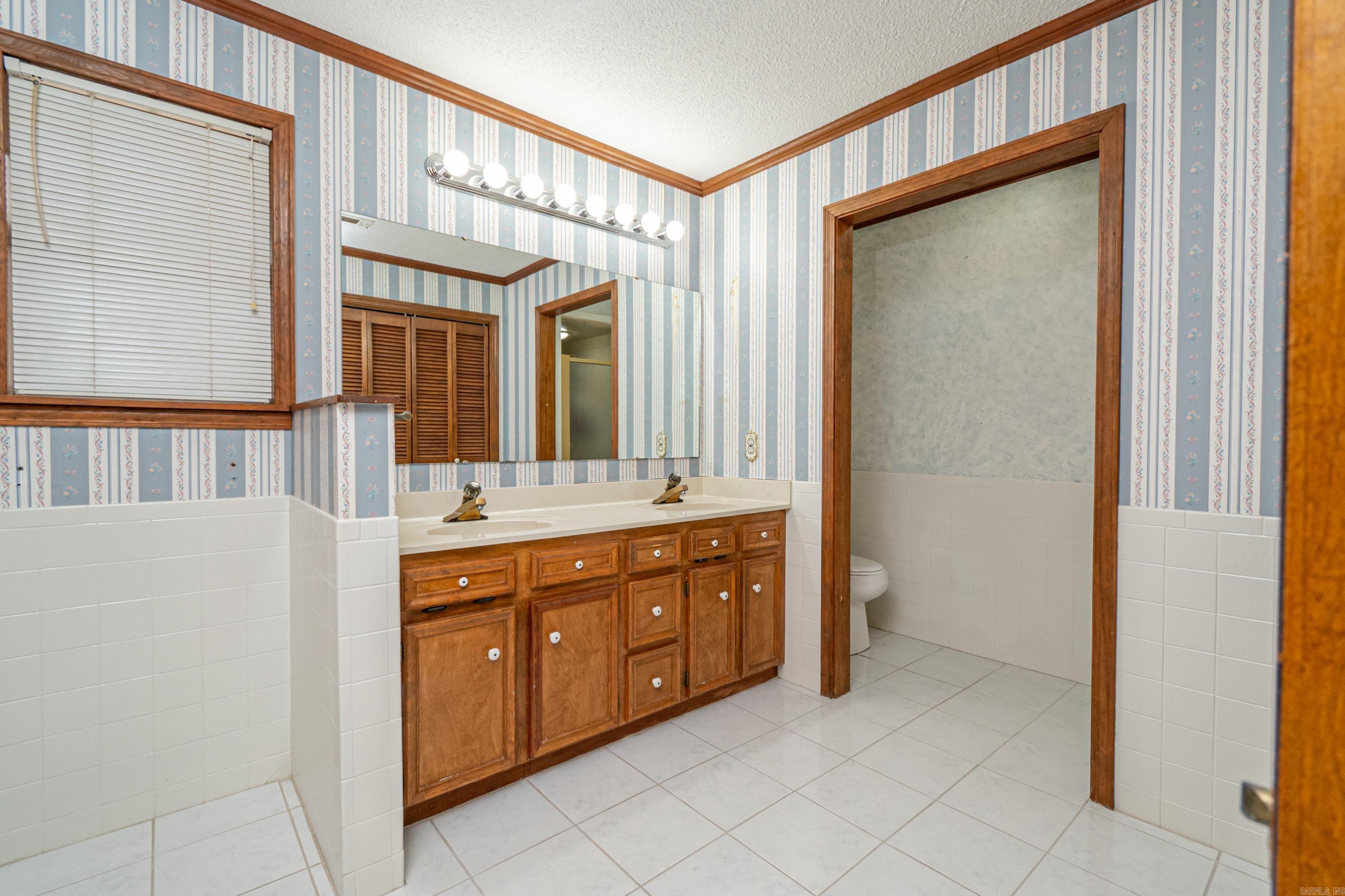 1753  Hollyhill  Camden, AR
