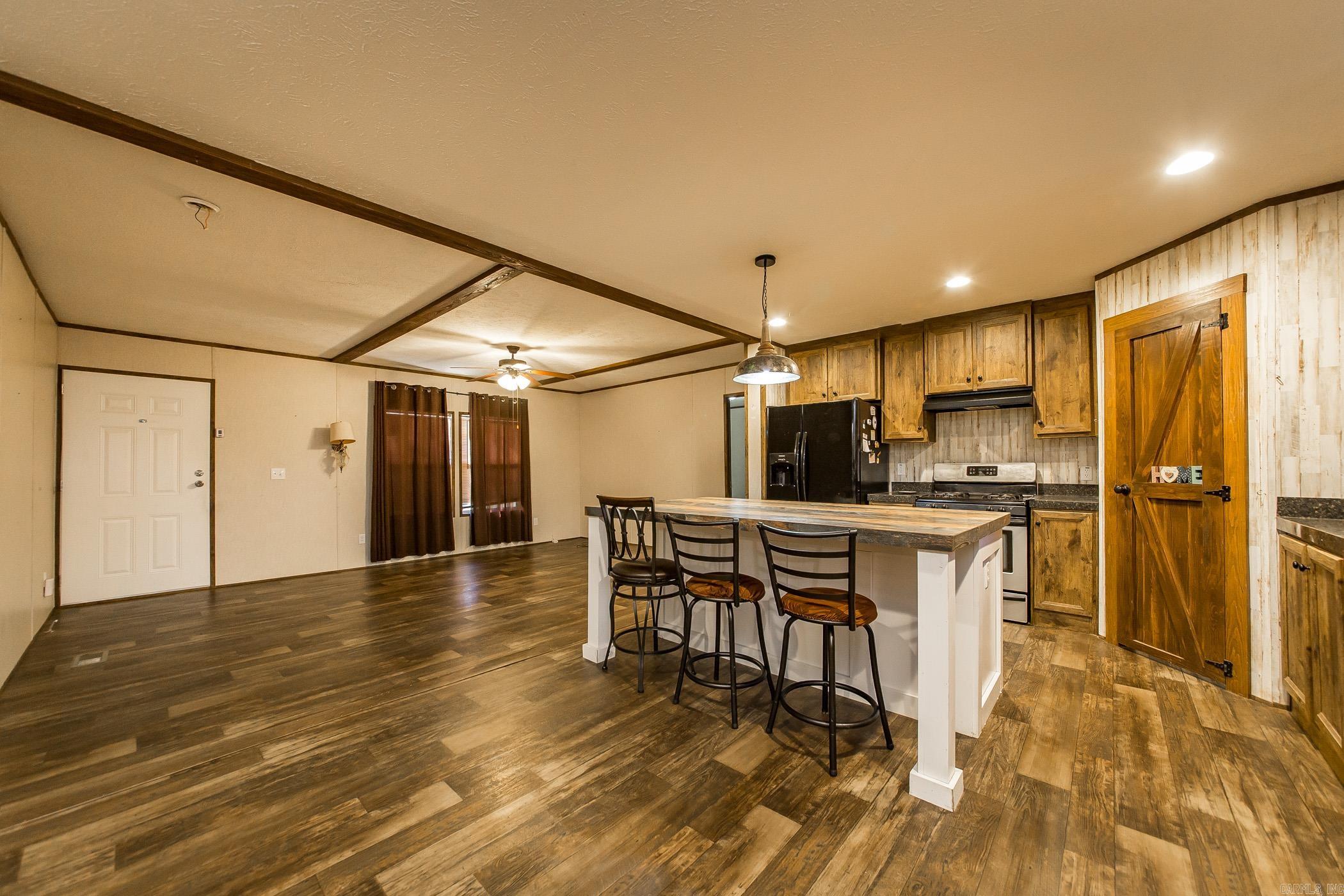 123  Stracner  Cleveland, AR