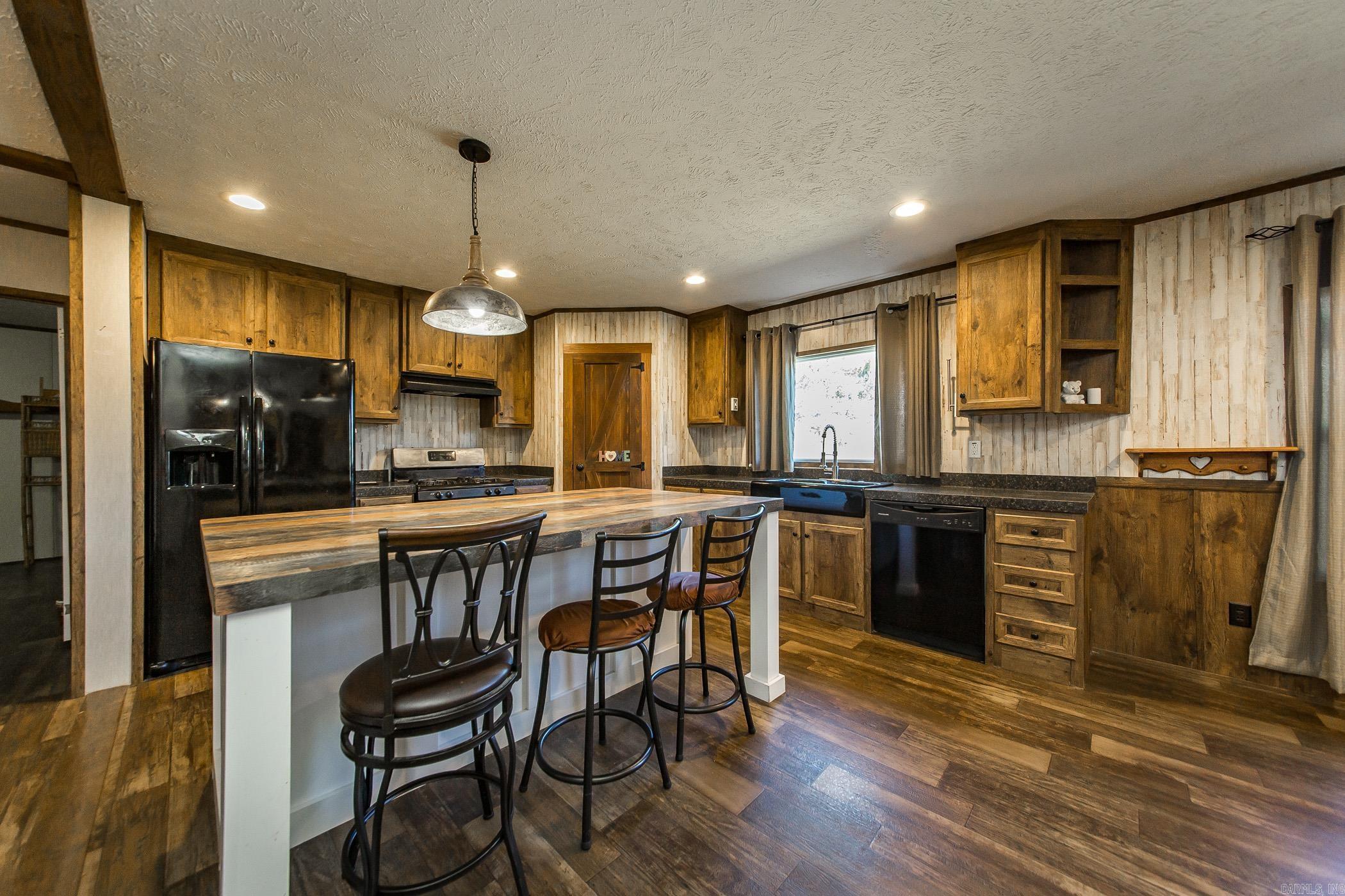 123  Stracner  Cleveland, AR