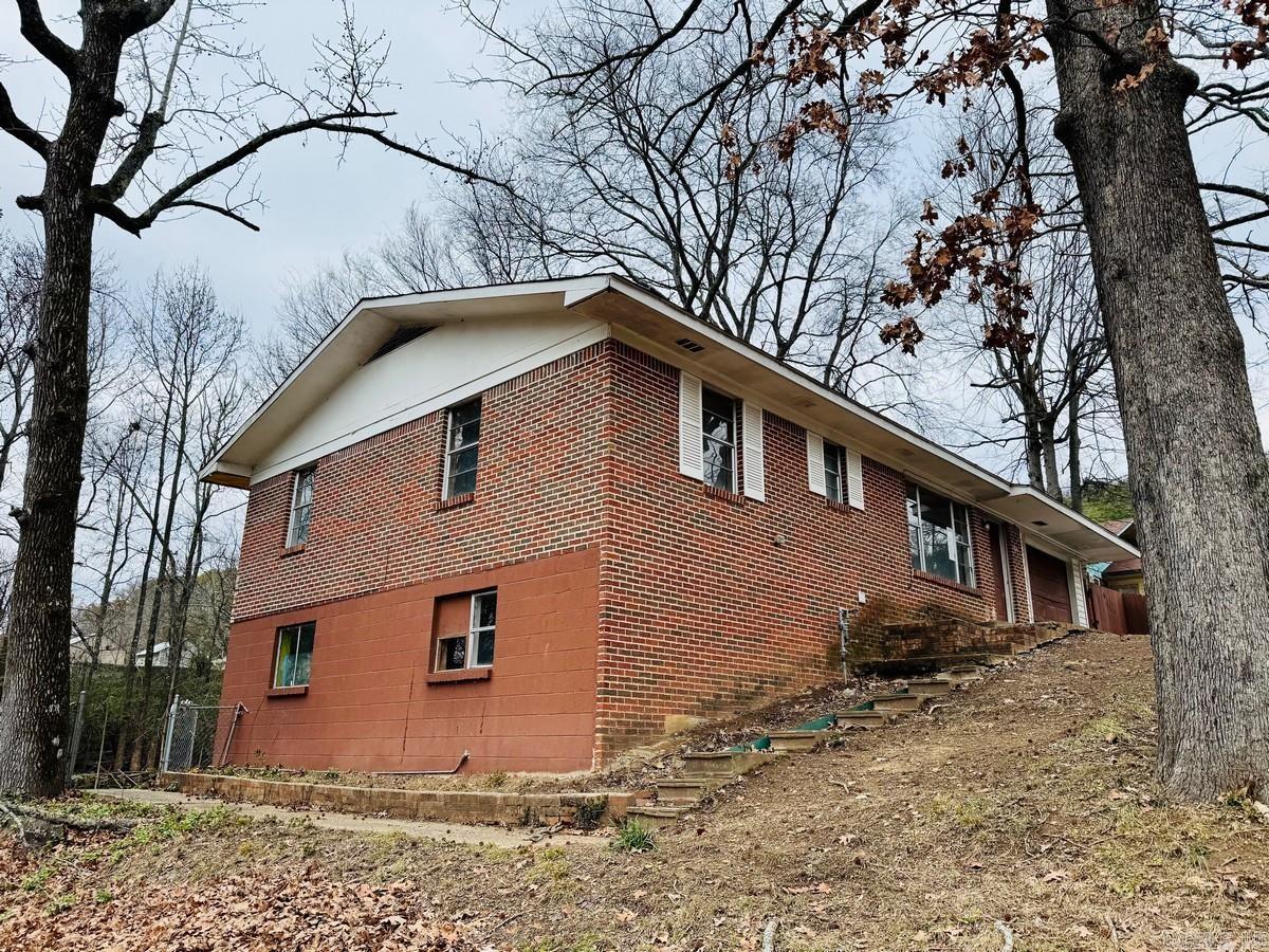 335  MASON  Hot Springs, AR