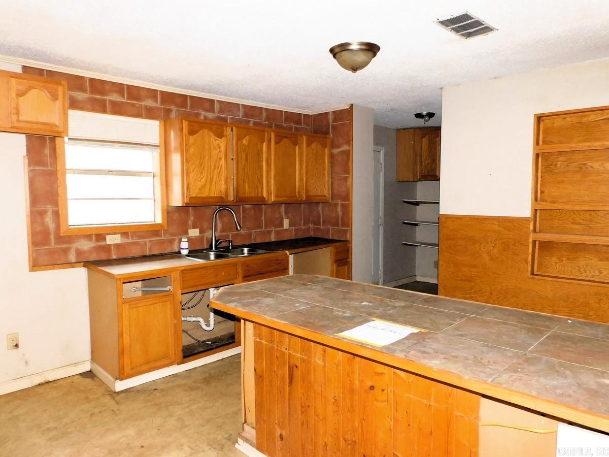 335  MASON  Hot Springs, AR