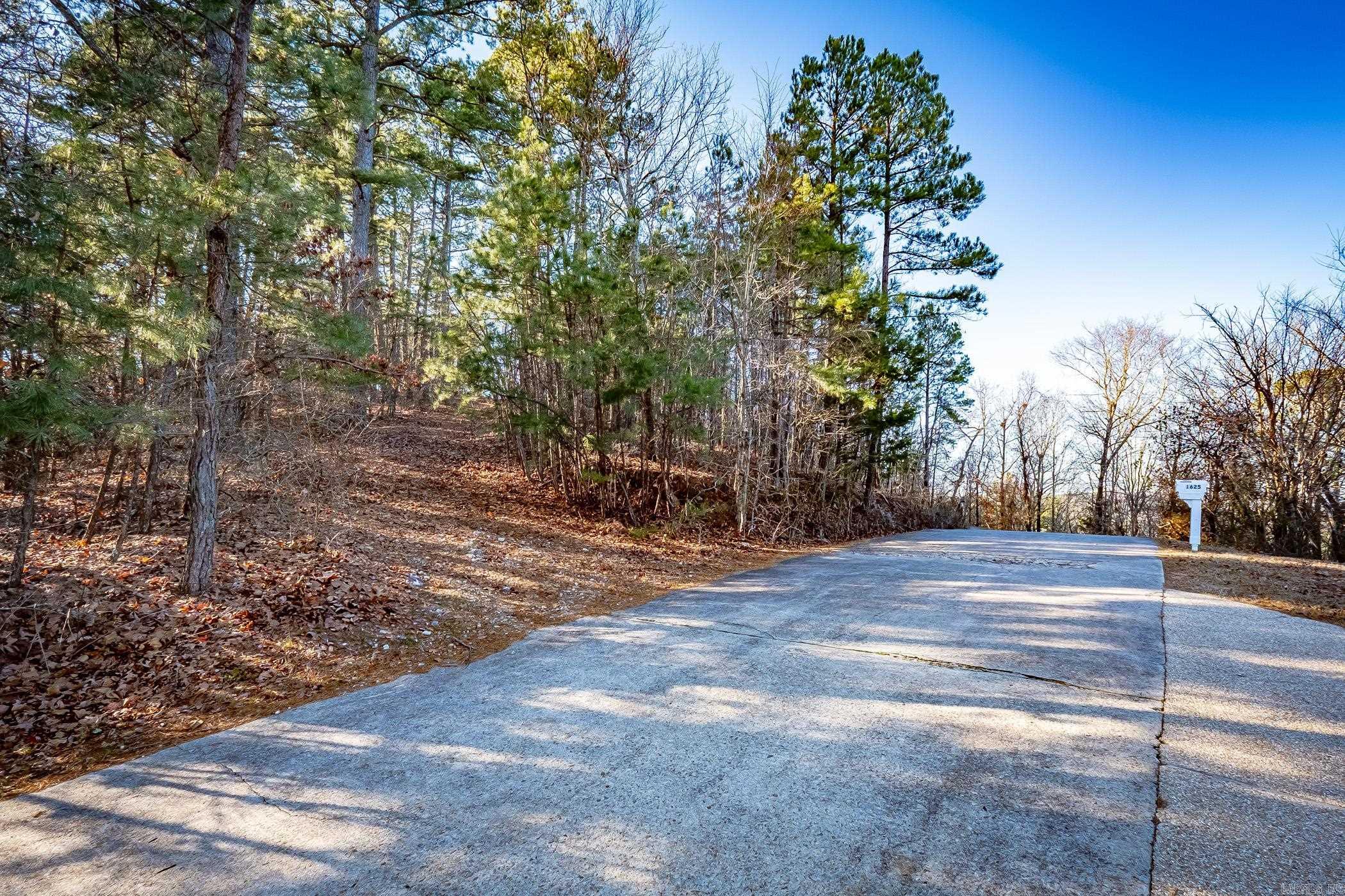 1698  Golden Pond  Little Rock, AR