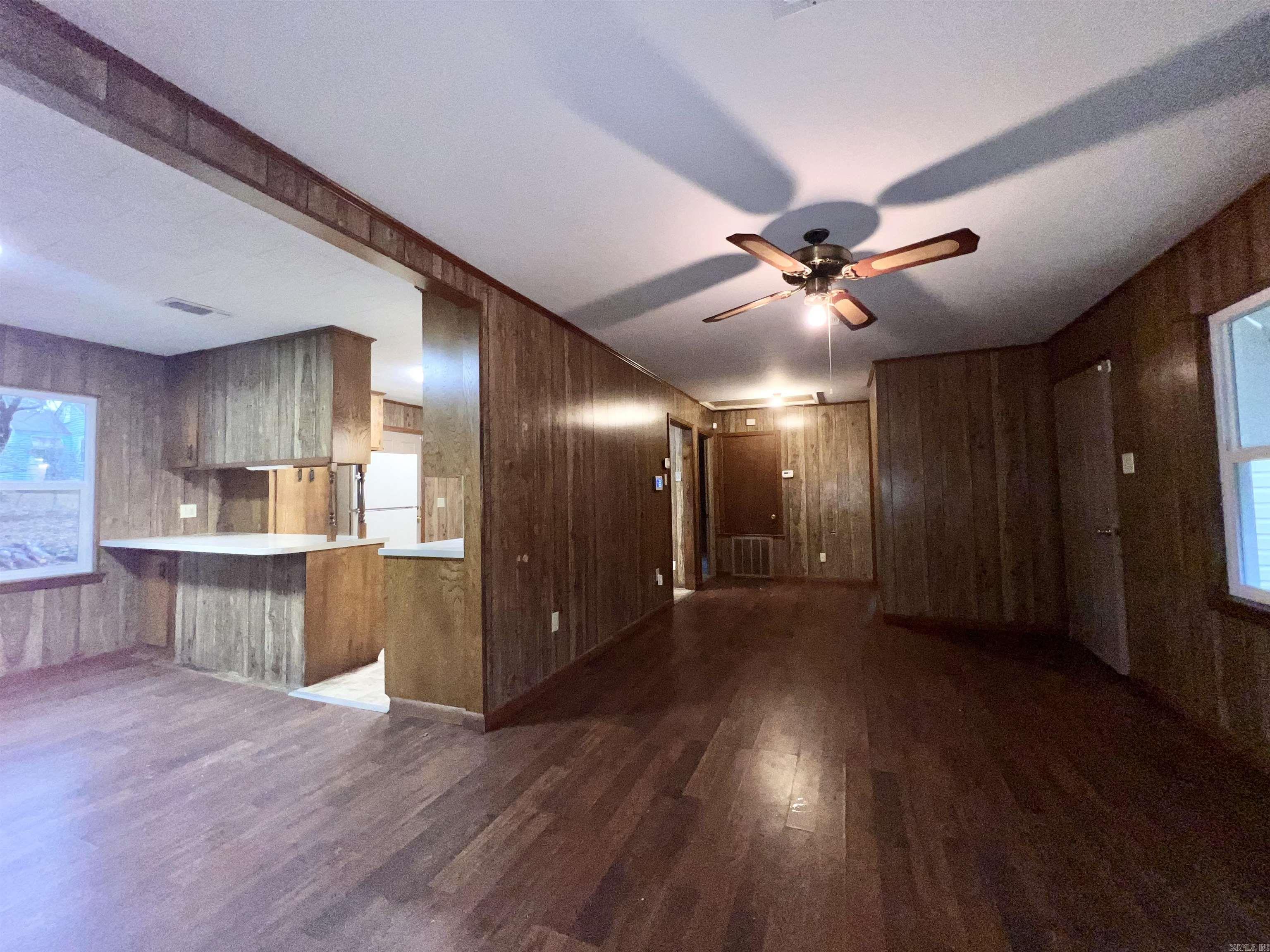 729  Oakwood  Camden, AR