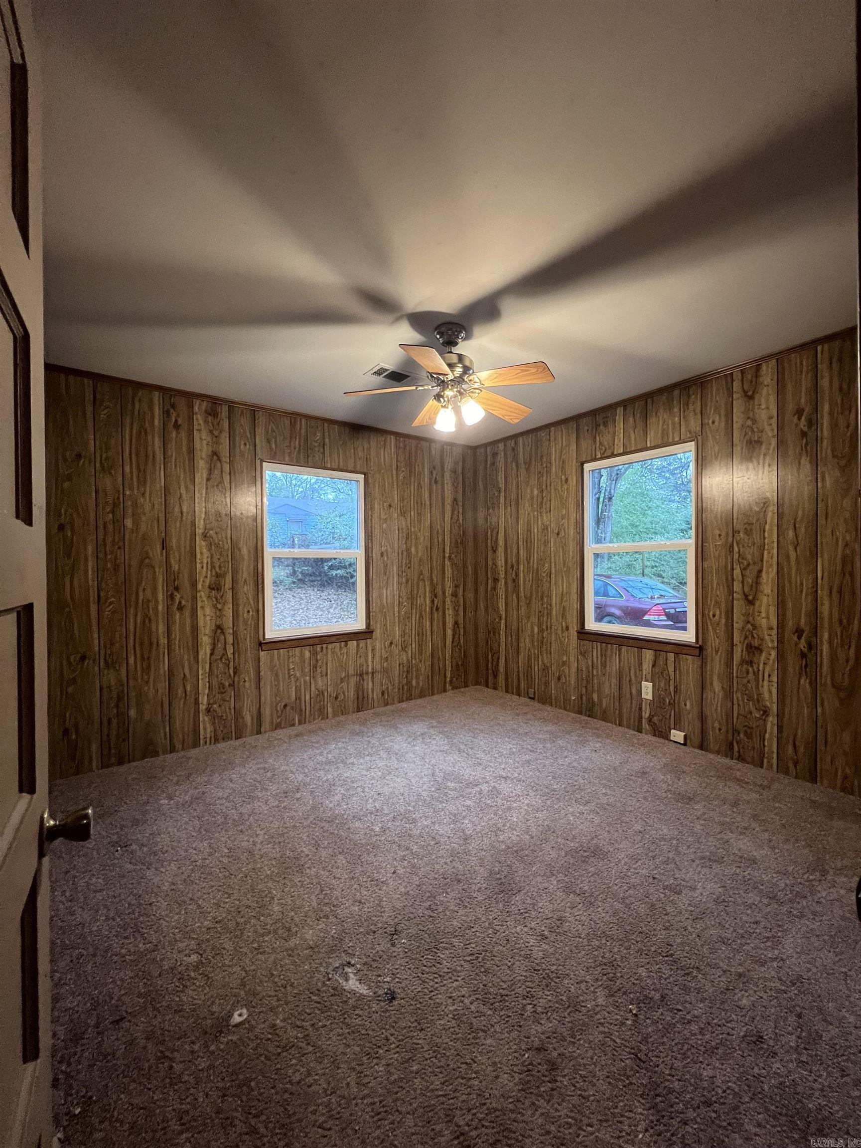 729  Oakwood  Camden, AR