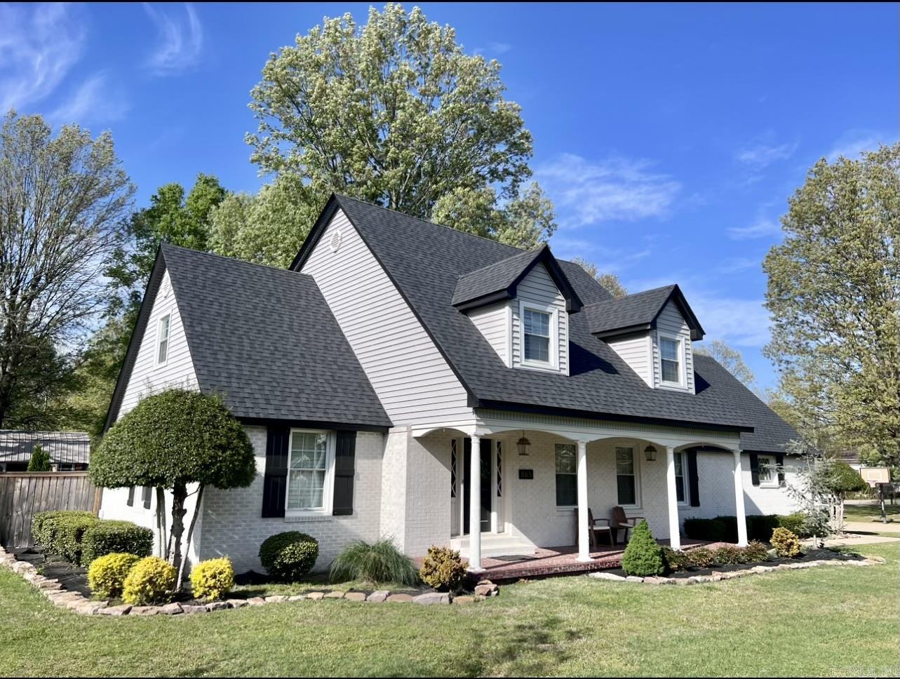 865 W North  Piggott, AR